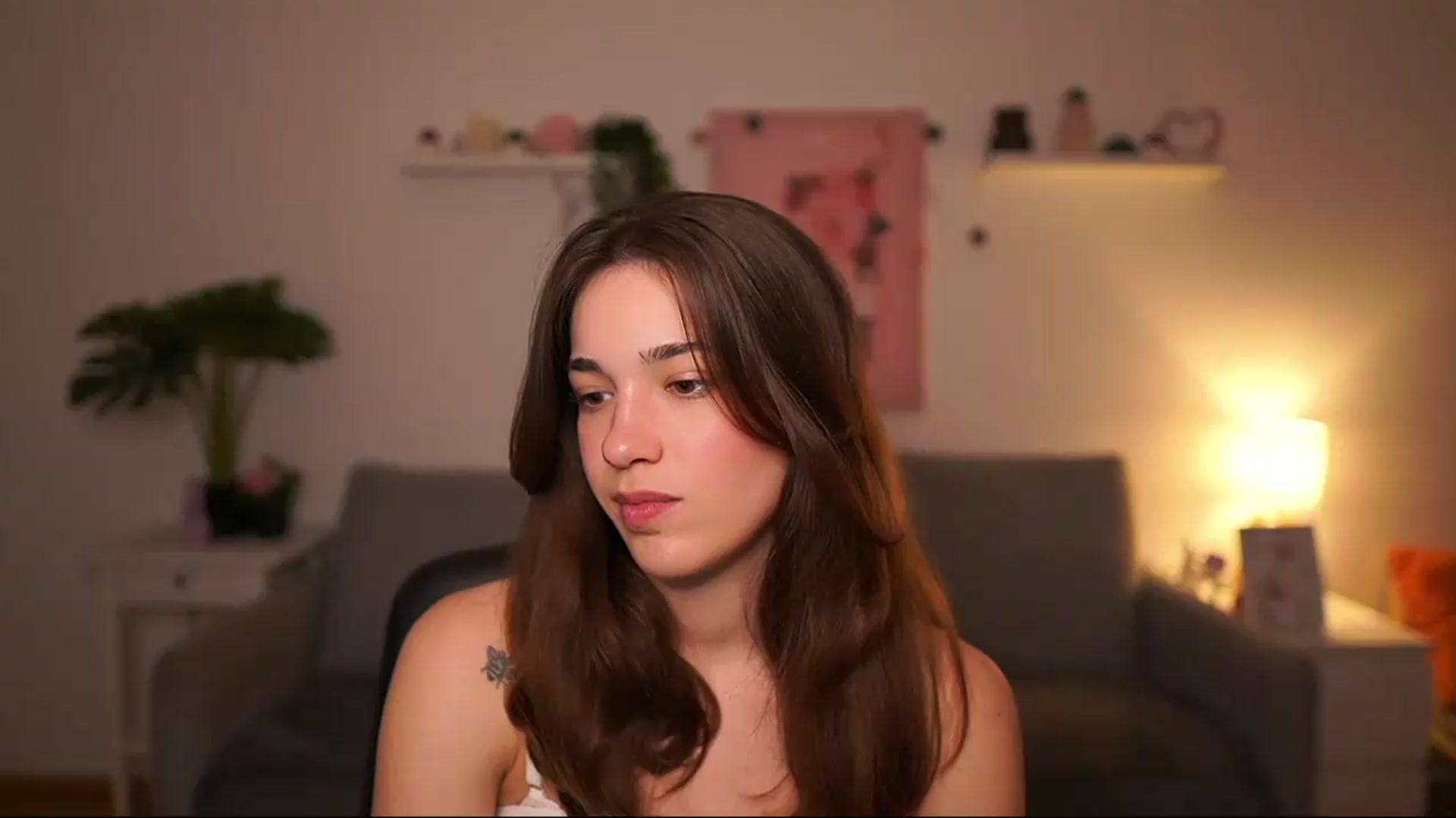 Gallery image thumbnail from Kissiecat's myfreecams stream on, 05/07/2026, 14:22 image 14 of 20