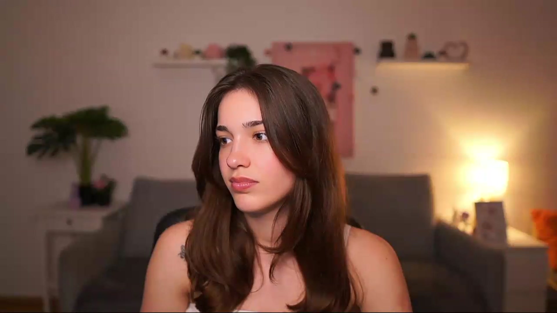Gallery image thumbnail from Kissiecat's myfreecams stream on, 05/07/2026, 17:35 image 10 of 20