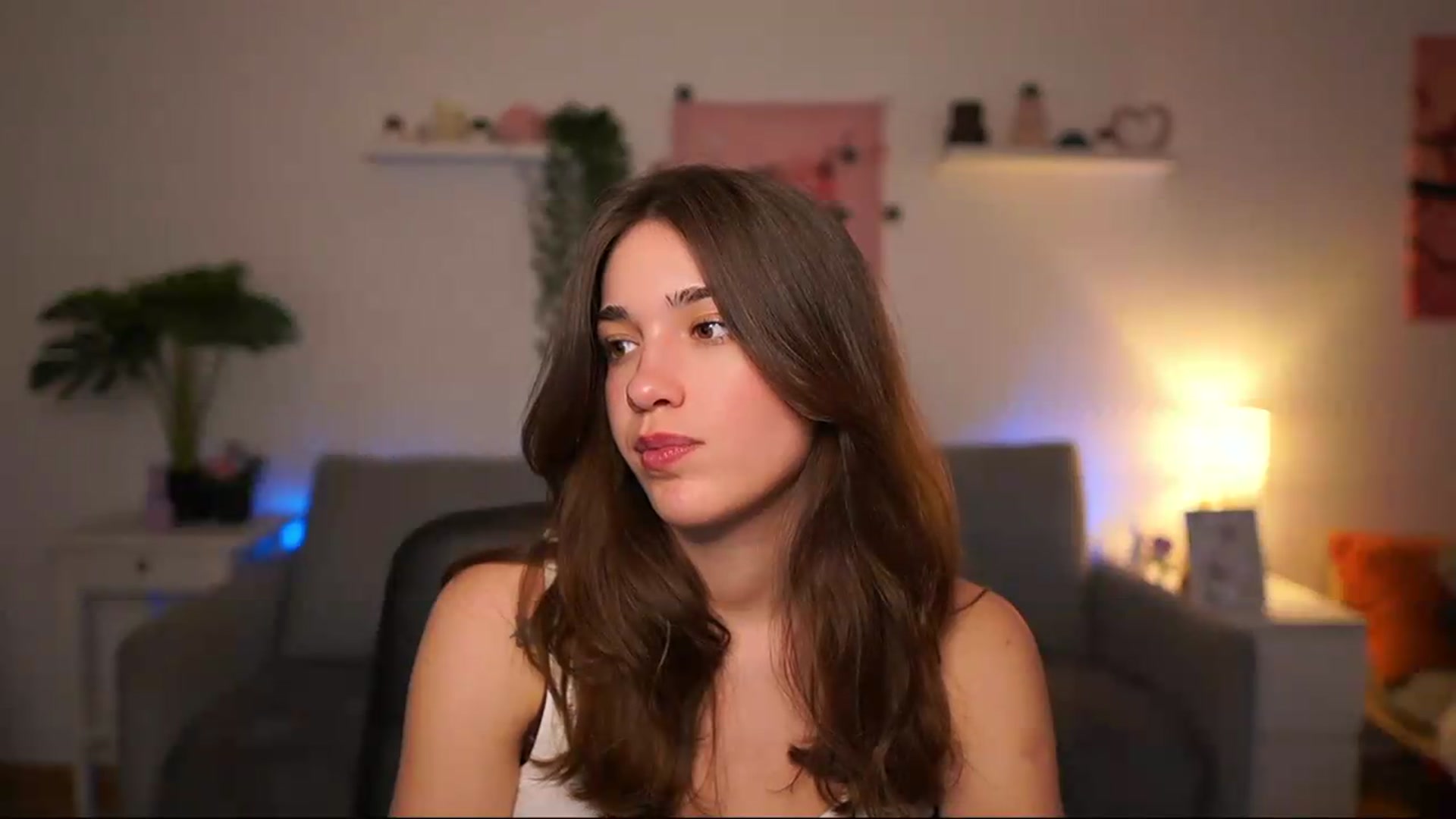 Gallery image thumbnail from Kissiecat's myfreecams stream on, 05/14/2026, 15:27 image 6 of 20