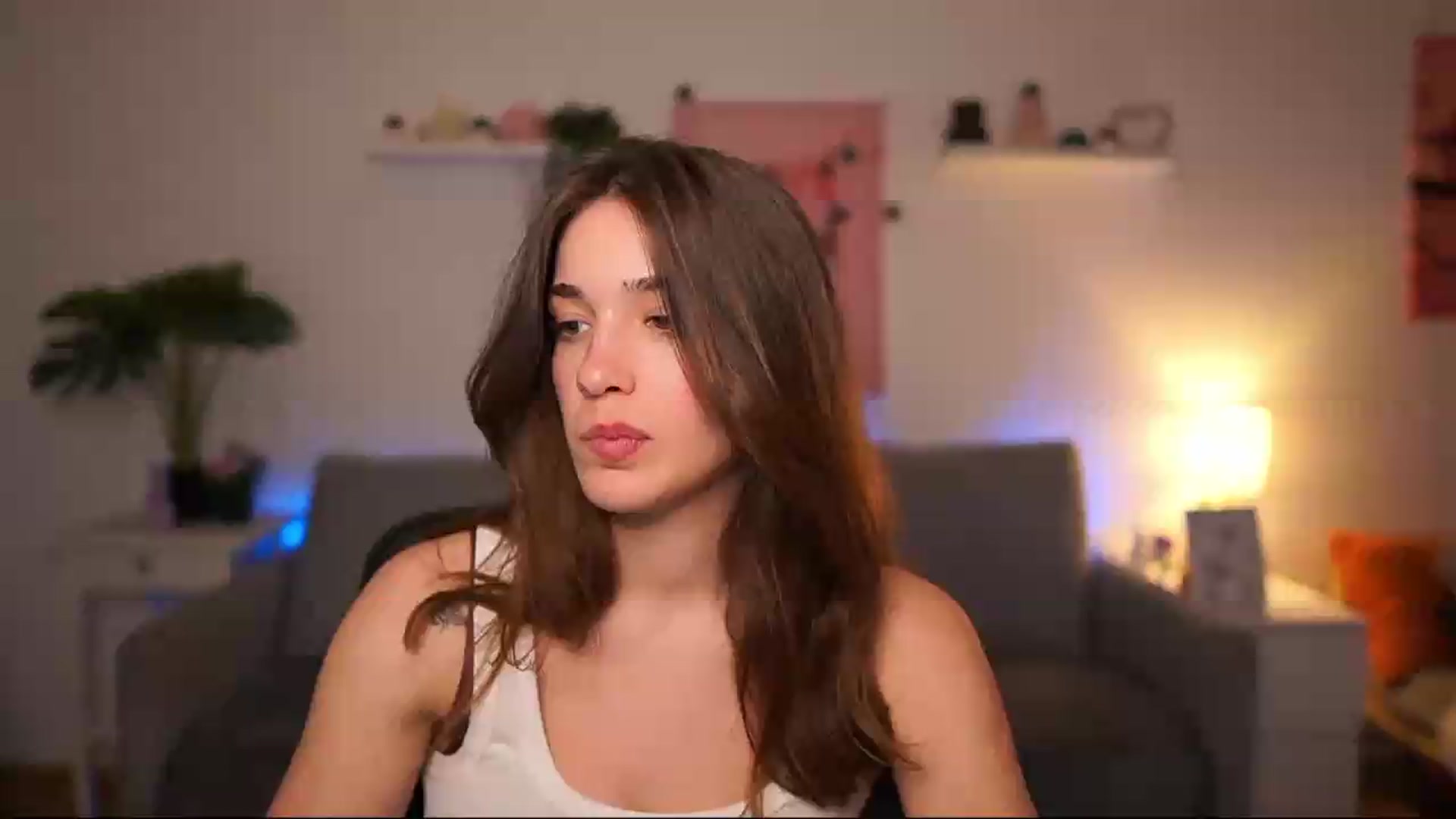 Gallery image thumbnail from Kissiecat's myfreecams stream on, 05/14/2026, 15:27 image 1 of 20