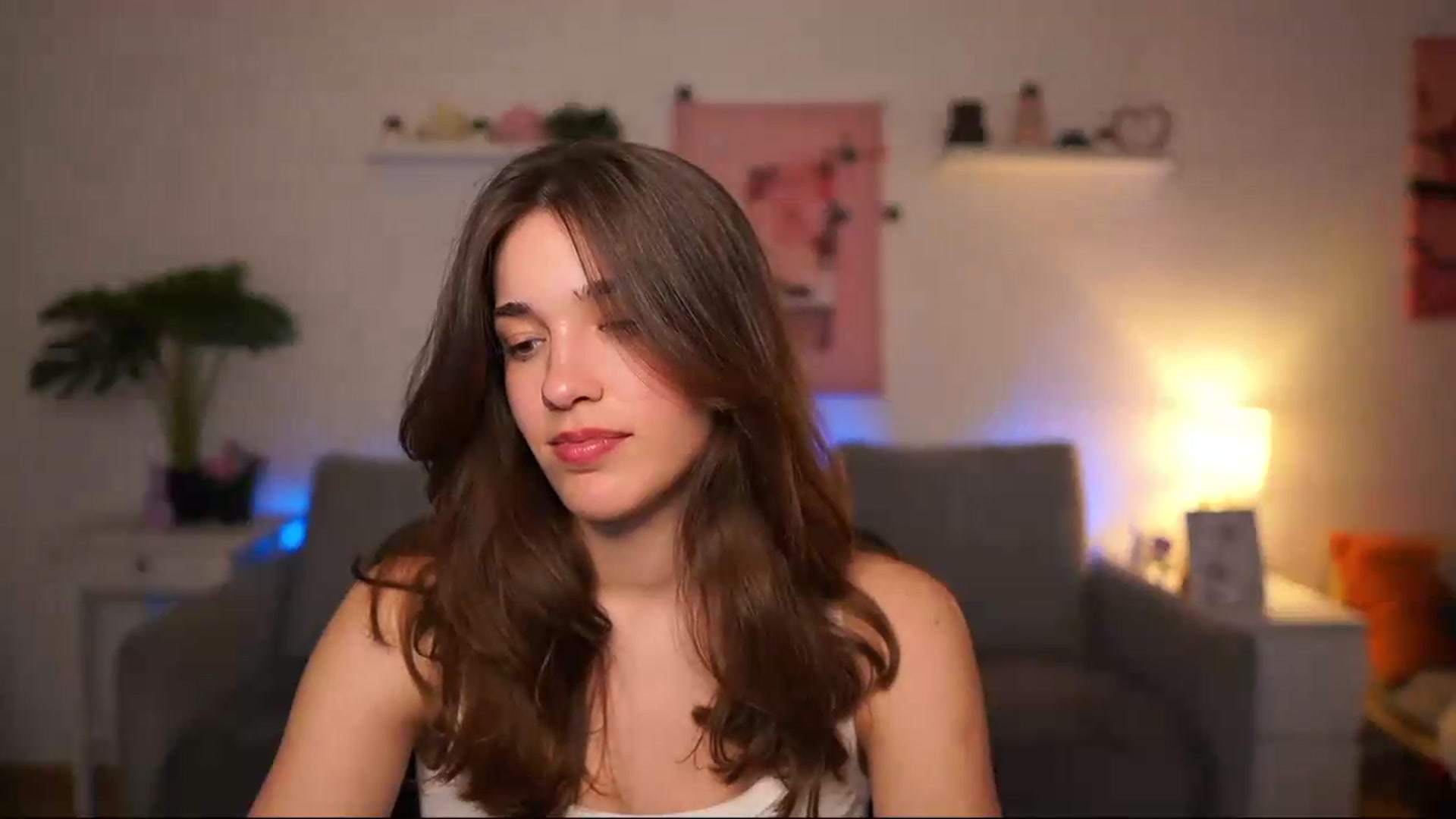 Gallery image thumbnail from Kissiecat's myfreecams stream on, 05/14/2026, 15:27 image 5 of 20