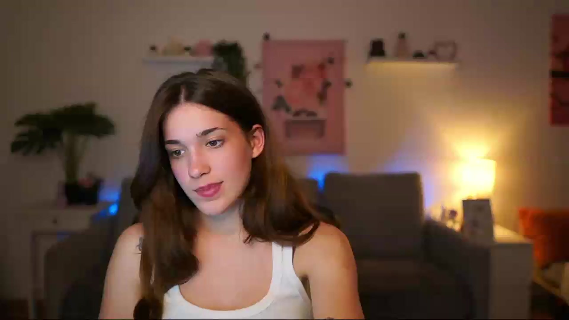 Gallery image thumbnail from Kissiecat's myfreecams stream on, 05/14/2026, 17:16 image 8 of 20