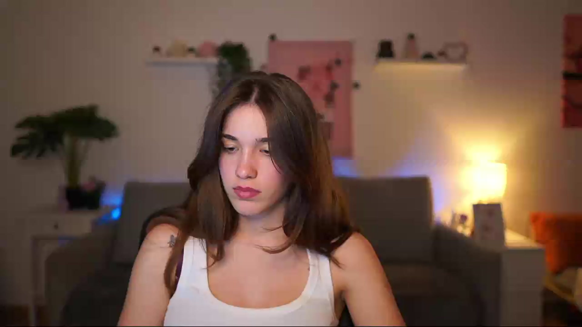 Gallery image thumbnail from Kissiecat's myfreecams stream on, 05/14/2026, 17:16 image 4 of 20