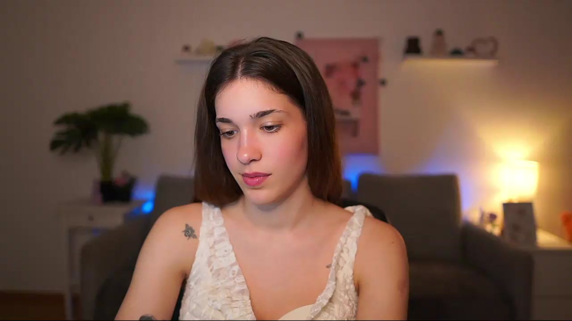 Gallery image thumbnail from Kissiecat's myfreecams stream on, 05/15/2026, 19:45 image 7 of 20