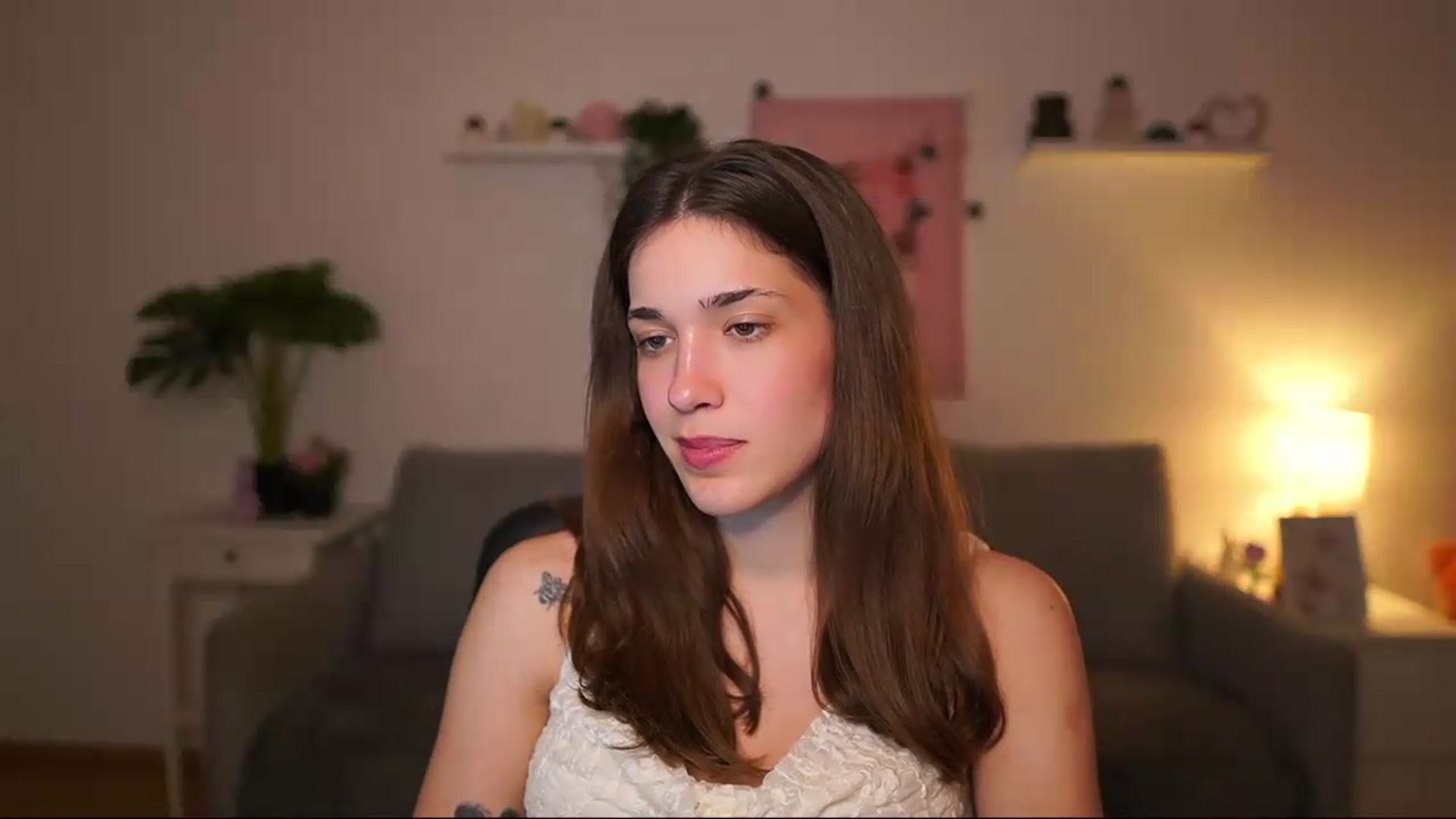 Gallery image thumbnail from Kissiecat's myfreecams stream on, 05/15/2026, 19:45 image 6 of 20