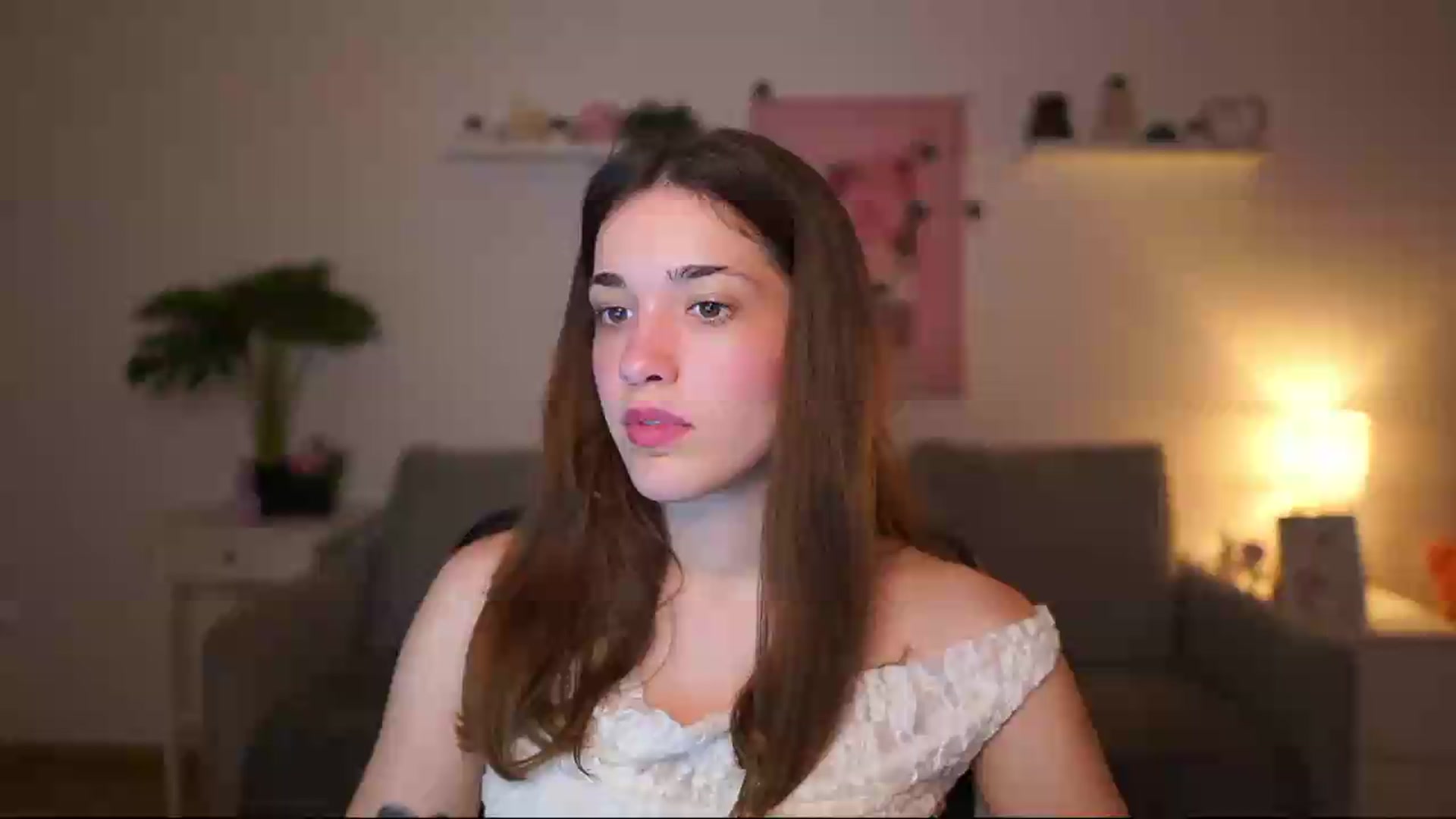 Gallery image thumbnail from Kissiecat's myfreecams stream on, 05/15/2026, 19:45 image 1 of 20