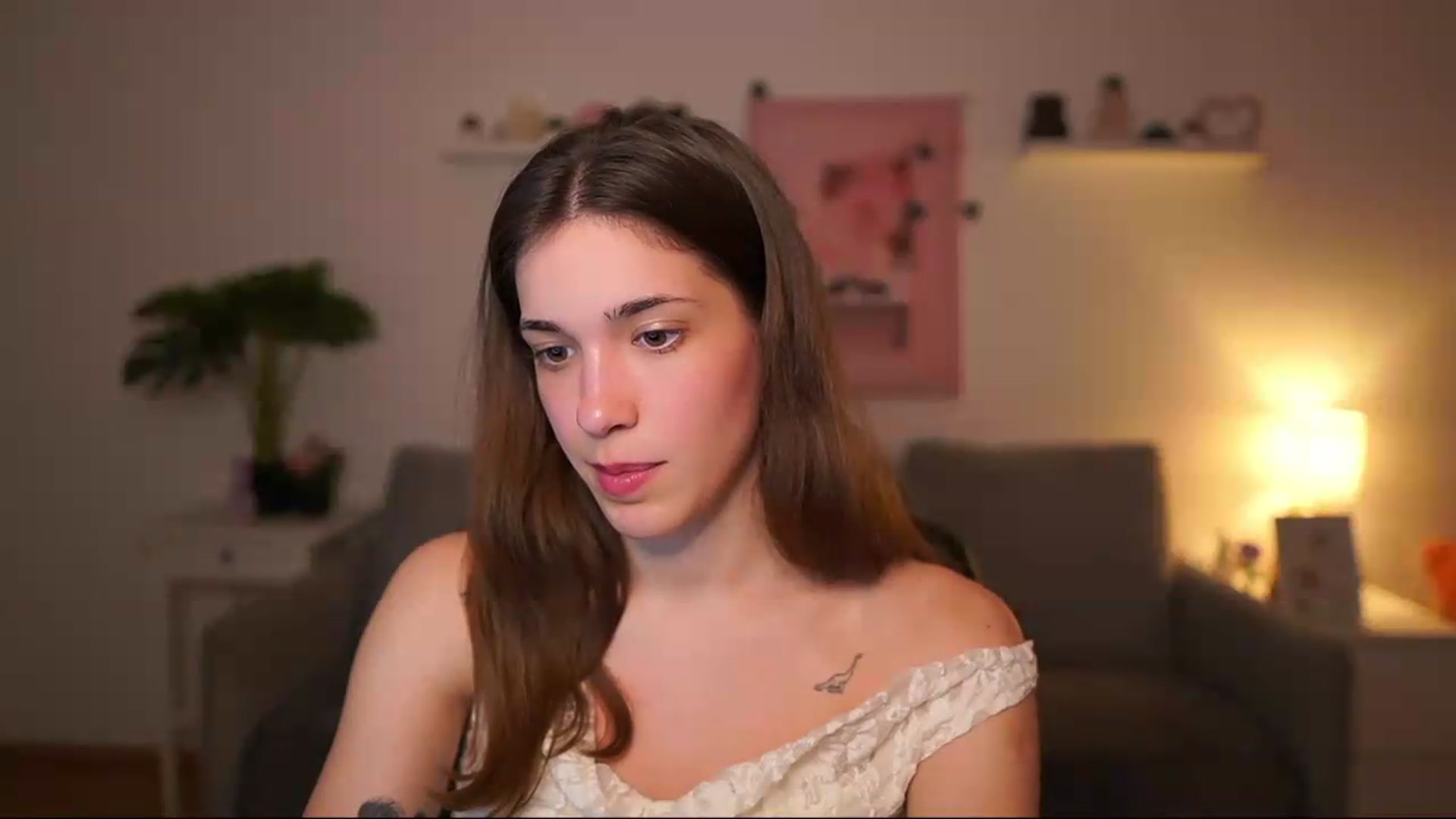 Gallery image thumbnail from Kissiecat's myfreecams stream on, 05/15/2026, 19:45 image 19 of 20
