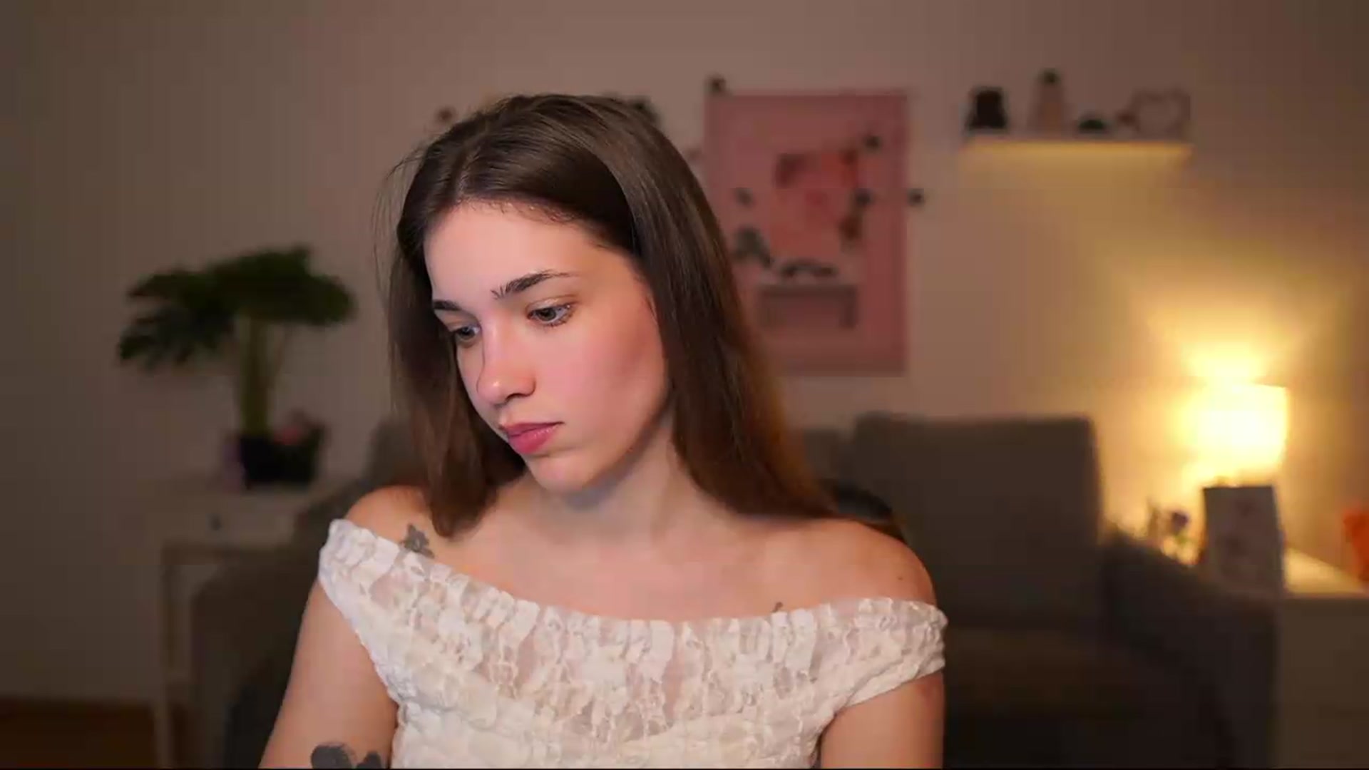 Gallery image thumbnail from Kissiecat's myfreecams stream on, 05/15/2026, 19:45 image 16 of 20