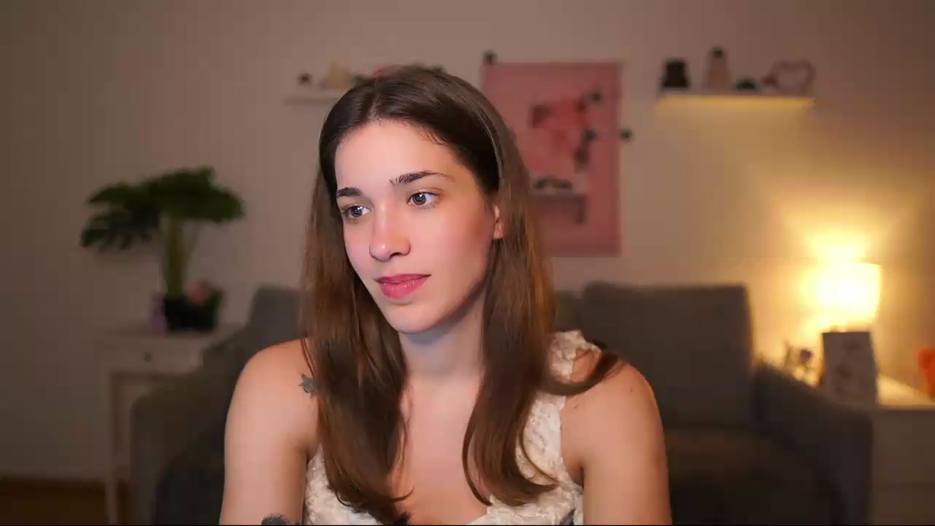Gallery image thumbnail from Kissiecat's myfreecams stream on, 05/15/2026, 21:47 image 6 of 20