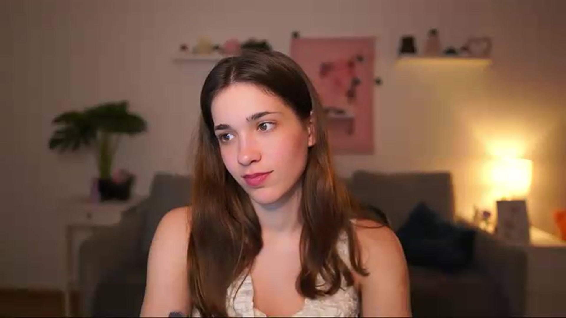 Gallery image thumbnail from Kissiecat's myfreecams stream on, 05/15/2026, 21:47 image 9 of 20