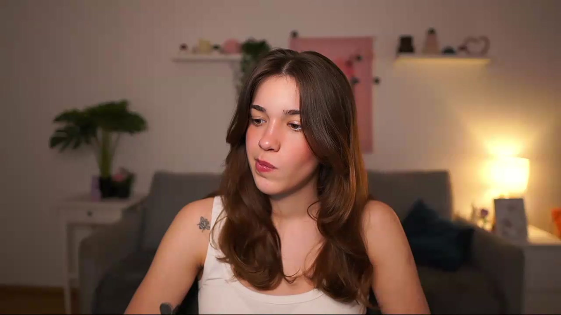 Gallery image thumbnail from Kissiecat's myfreecams stream on, 05/18/2026, 14:42 image 9 of 20