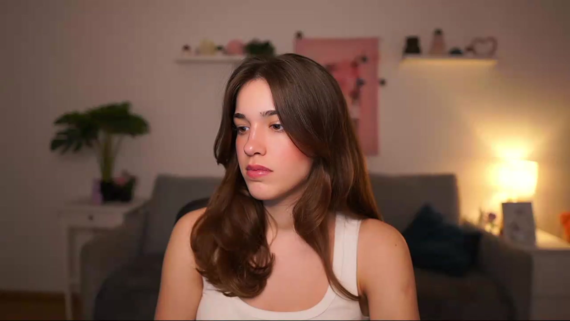 Gallery image thumbnail from Kissiecat's myfreecams stream on, 05/18/2026, 14:42 image 14 of 20