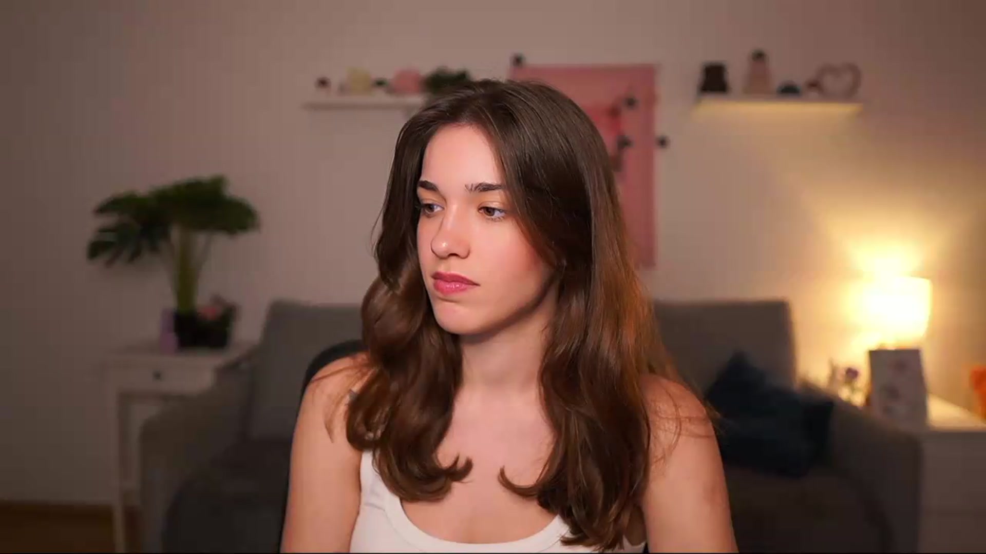 Gallery image thumbnail from Kissiecat's myfreecams stream on, 05/18/2026, 17:19 image 8 of 20