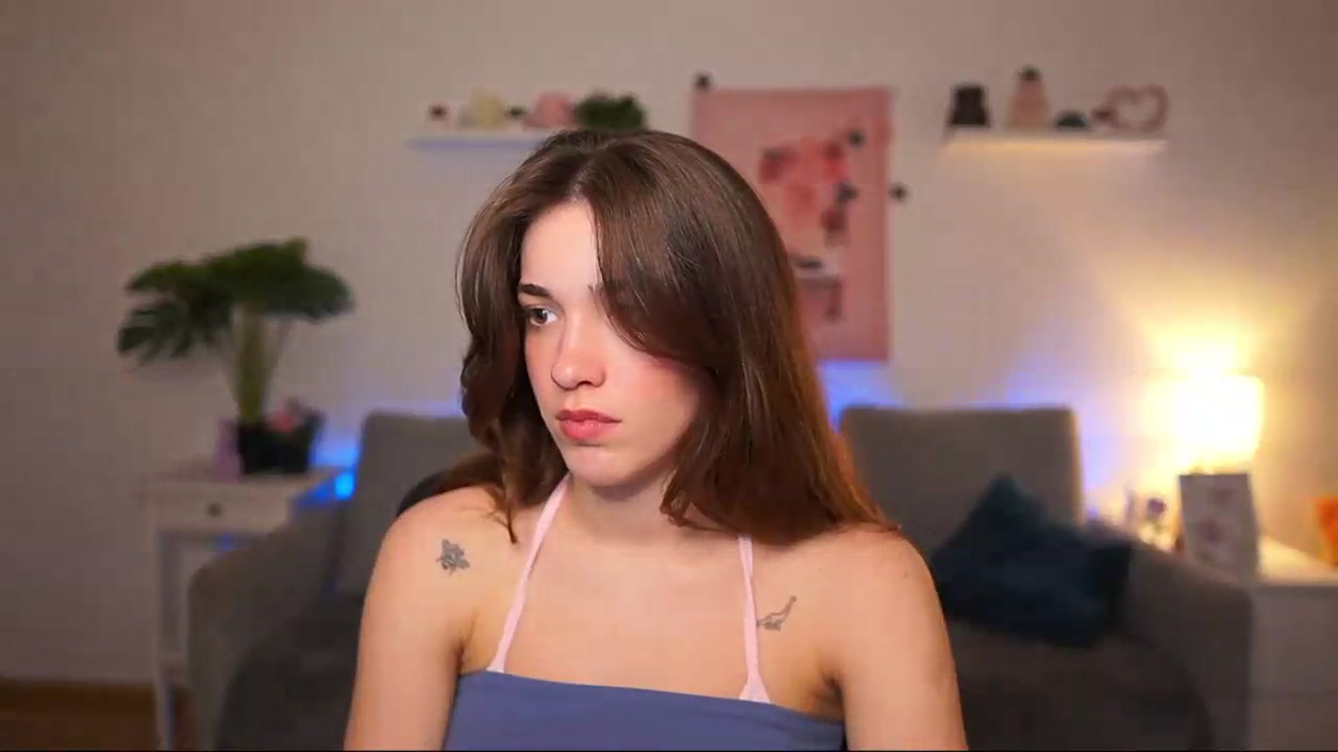 Gallery image thumbnail from Kissiecat's myfreecams stream on, 05/19/2026, 14:27 image 4 of 20