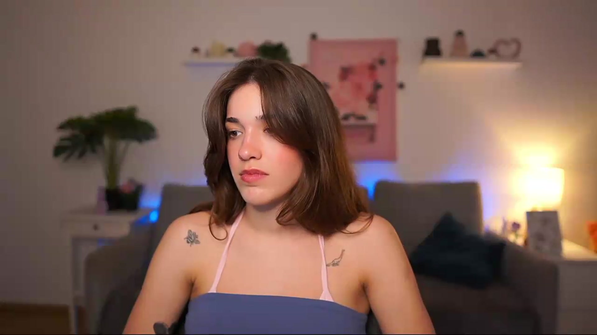 Gallery image thumbnail from Kissiecat's myfreecams stream on, 05/19/2026, 14:27 image 9 of 20