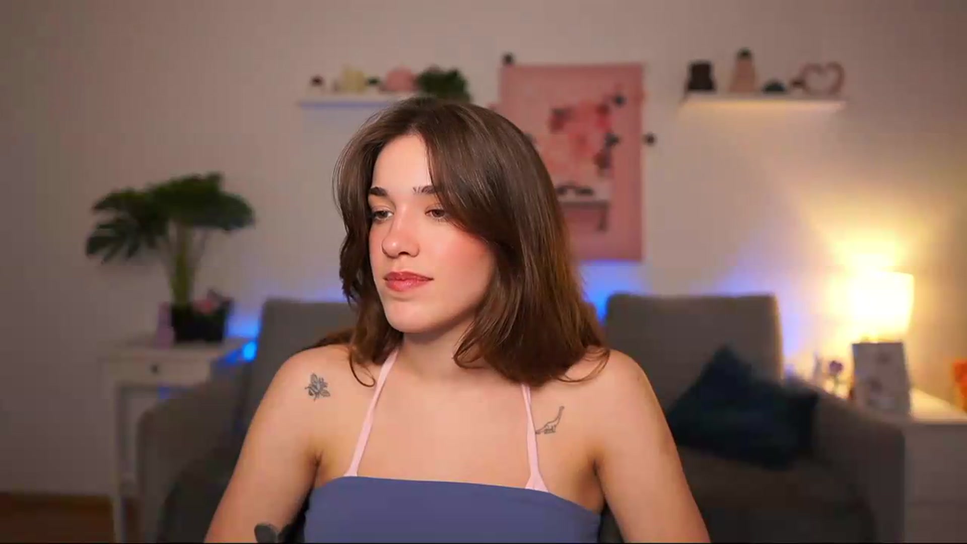 Gallery image thumbnail from Kissiecat's myfreecams stream on, 05/19/2026, 14:27 image 10 of 20