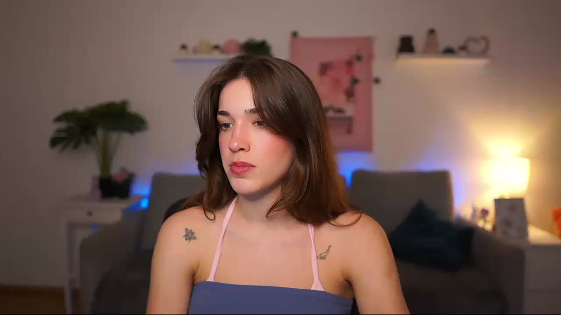 Gallery image thumbnail from Kissiecat's myfreecams stream on, 05/19/2026, 14:27 image 5 of 20