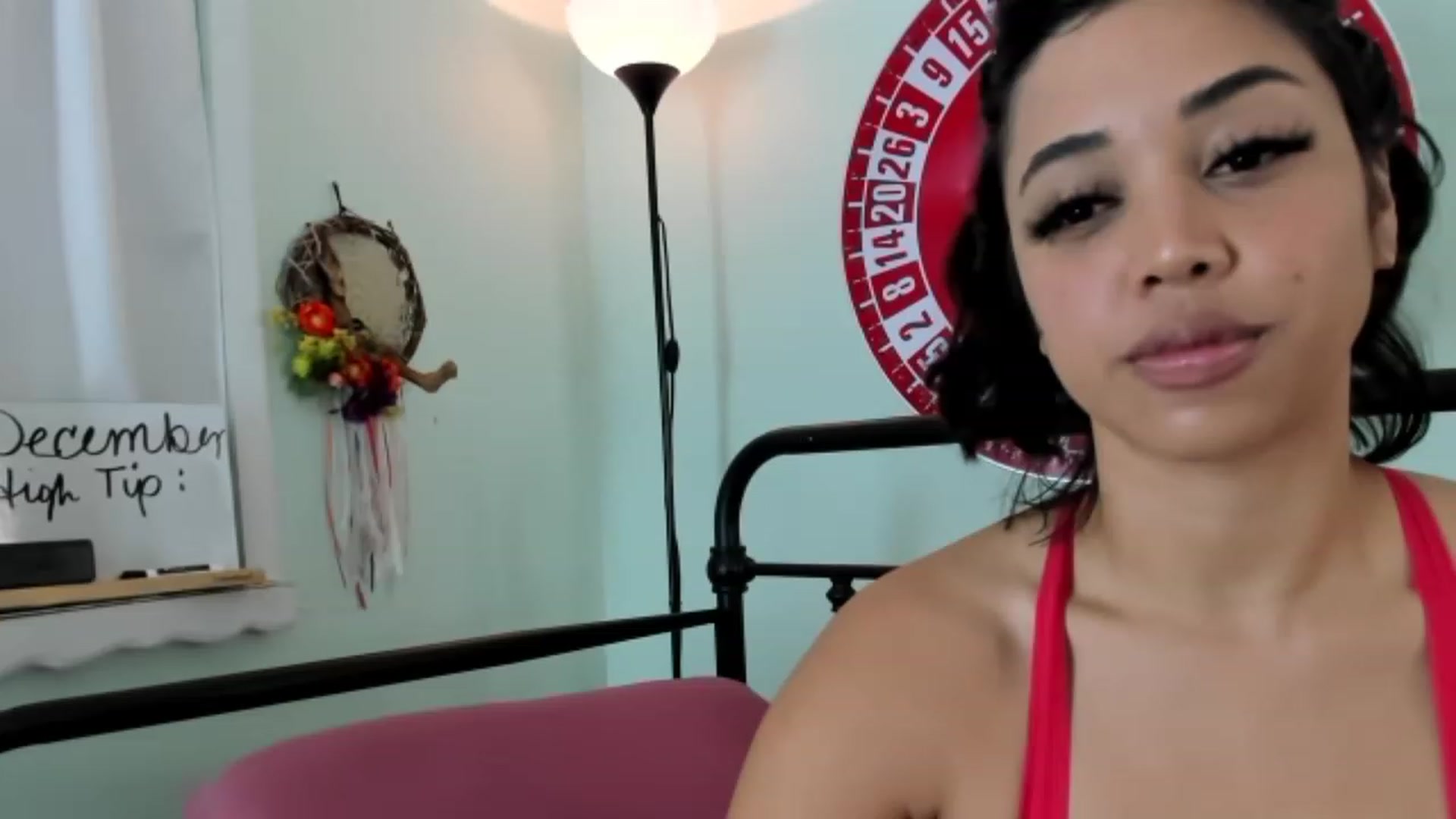 Gallery image thumbnail from KissingHigh's myfreecams stream on, 12/04/2022, 05:30 image 2 of 20