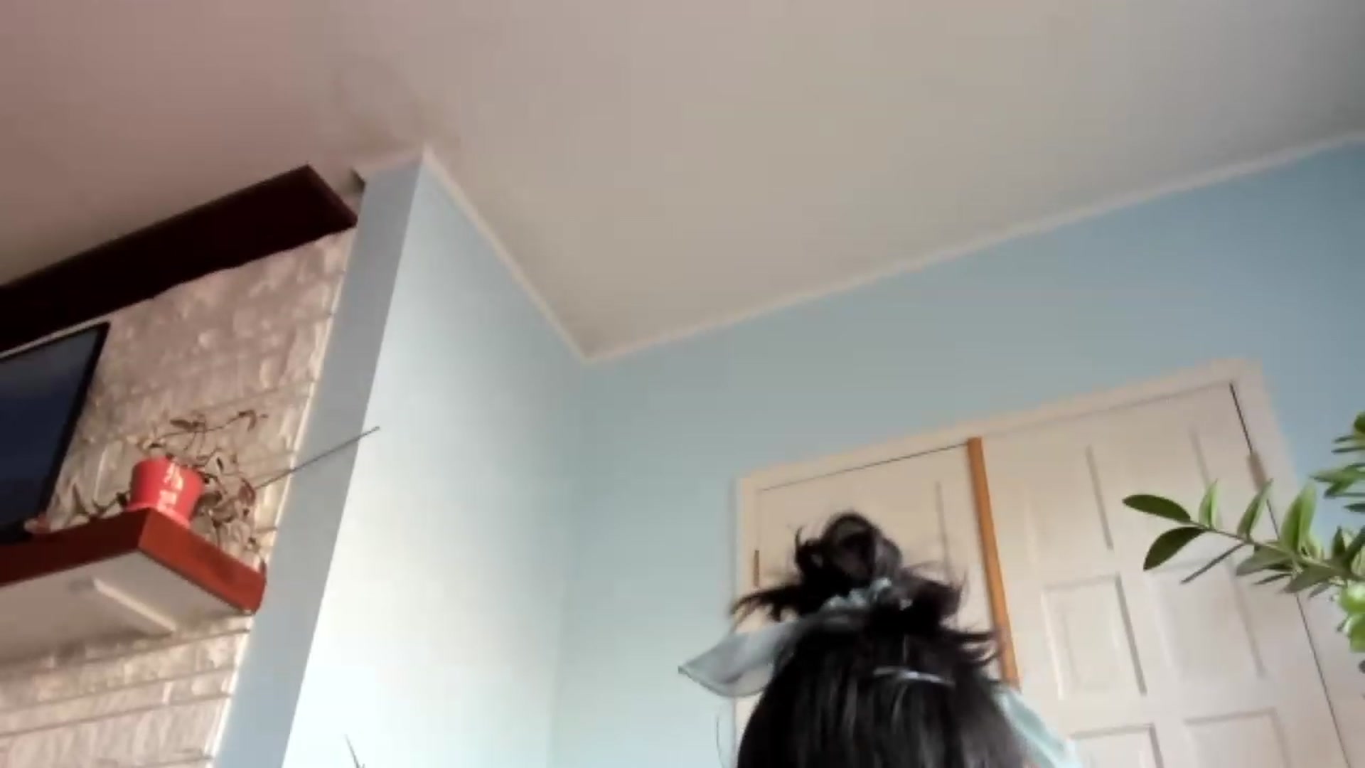 Gallery image thumbnail from KissingHigh's myfreecams stream on, 12/04/2022, 19:08 image 16 of 20