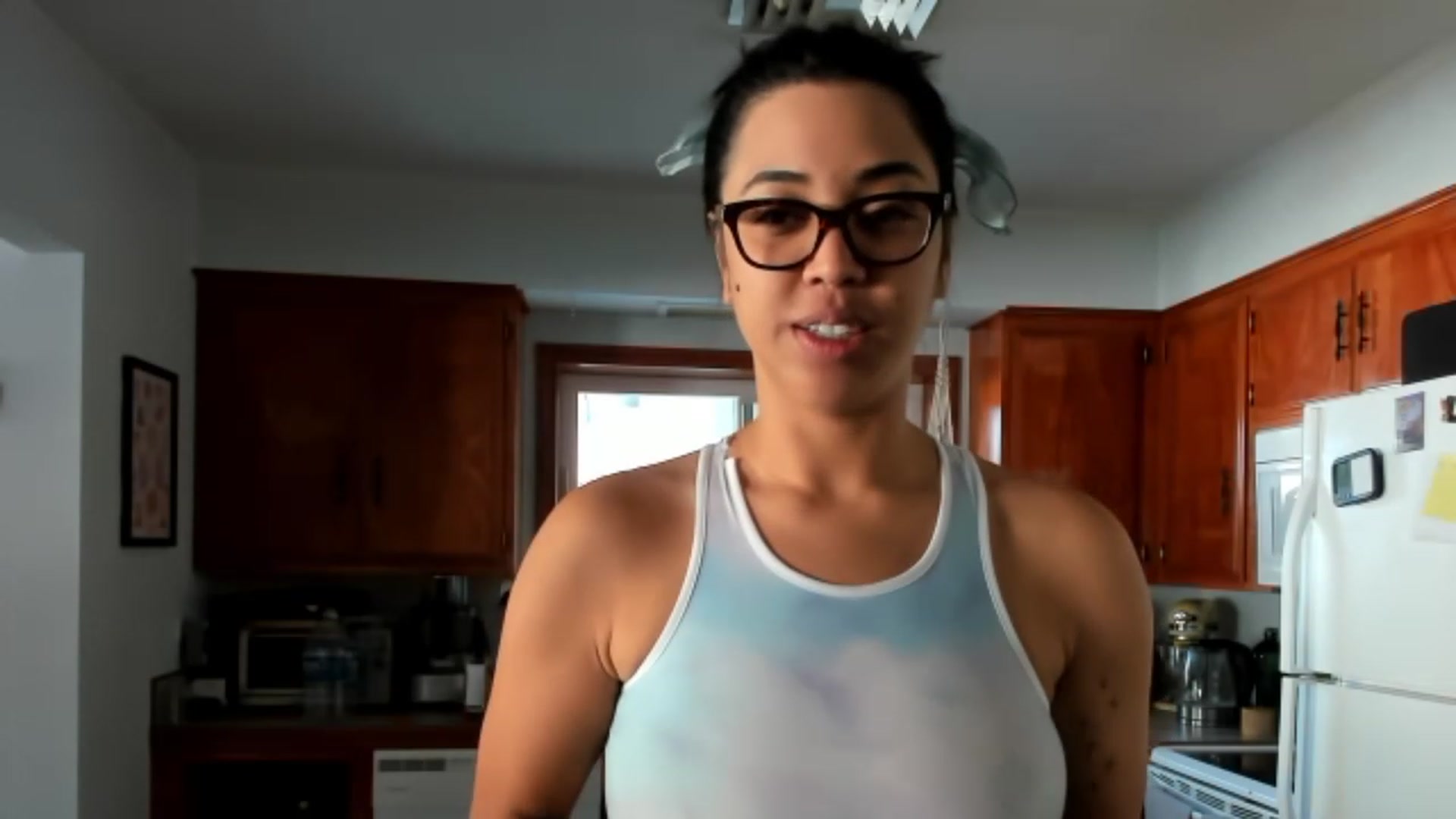 Gallery image thumbnail from KissingHigh's myfreecams stream on, 12/04/2022, 19:08 image 3 of 20