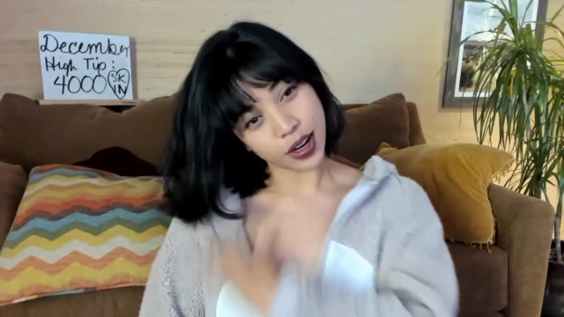 Gallery image thumbnail from KissingHigh's myfreecams stream on, 12/09/2022, 05:03 image 10 of 20