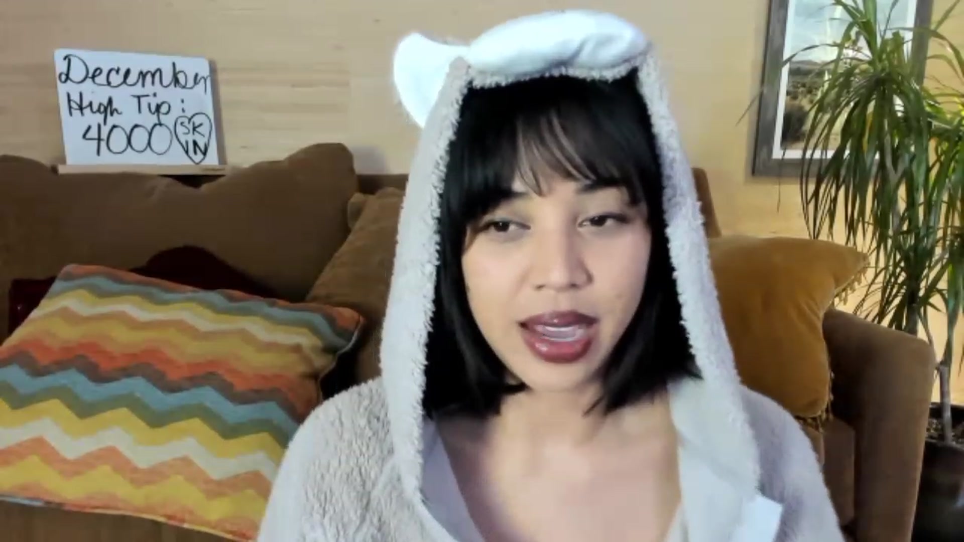 Gallery image thumbnail from KissingHigh's myfreecams stream on, 12/09/2022, 05:03 image 3 of 20