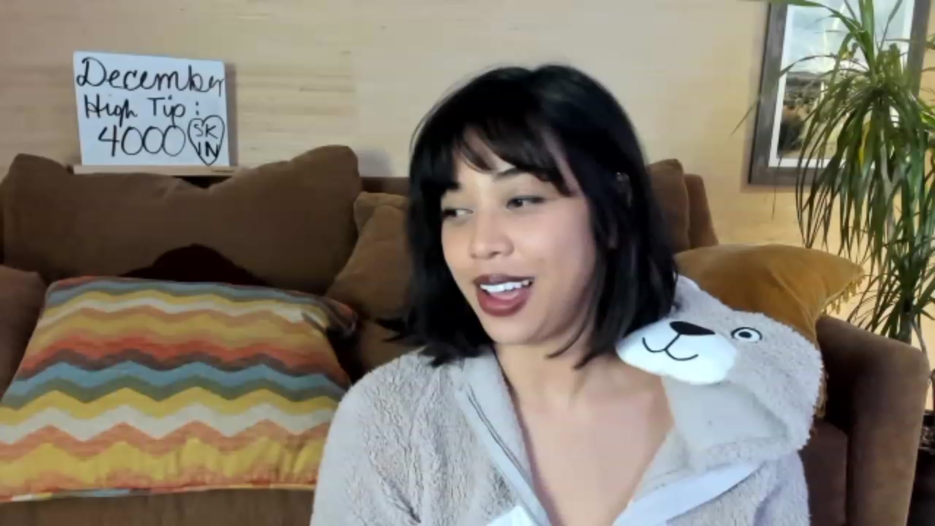 Gallery image thumbnail from KissingHigh's myfreecams stream on, 12/09/2022, 05:29 image 15 of 20