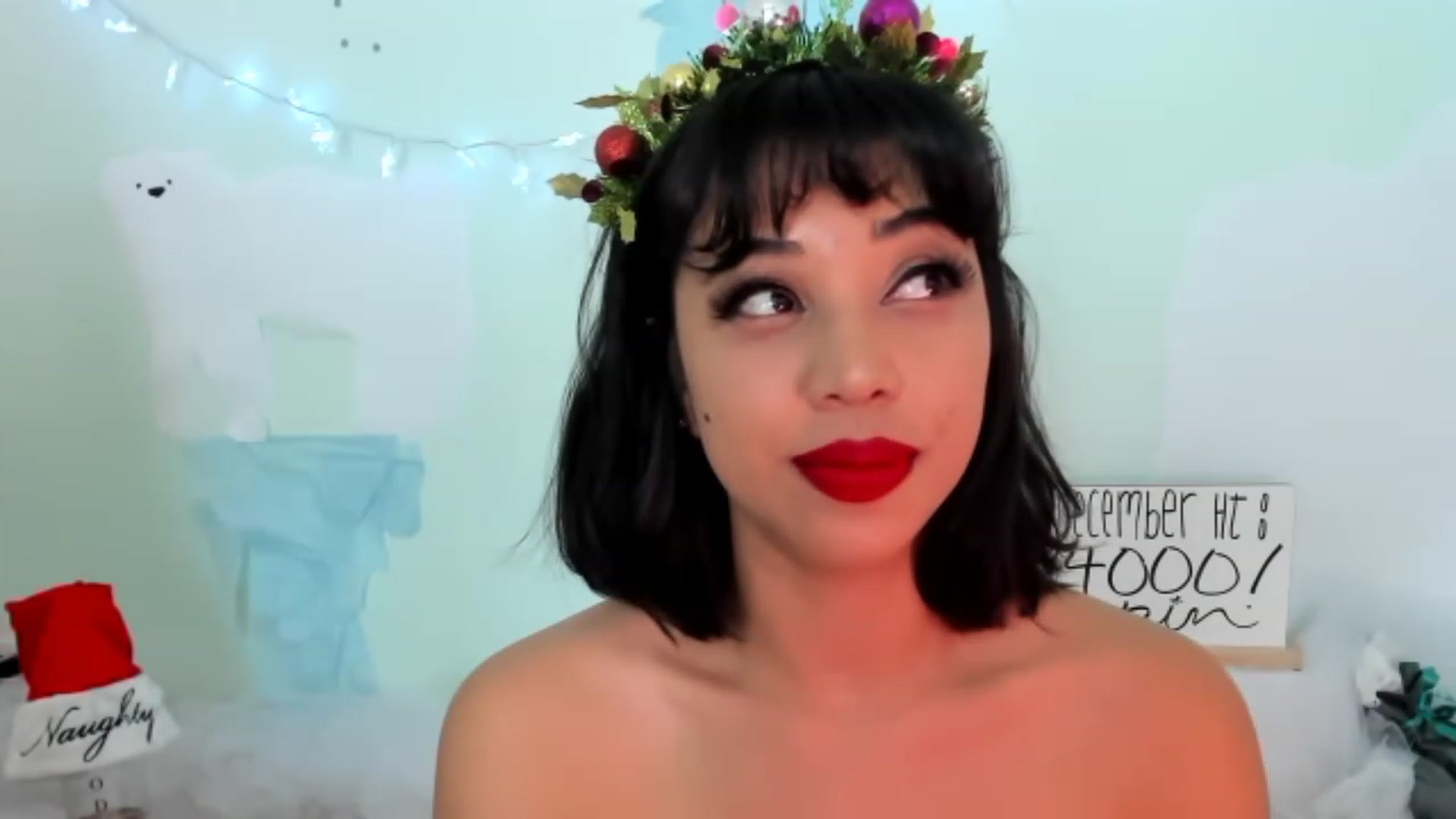 Gallery image thumbnail from KissingHigh's myfreecams stream on, 12/24/2022, 02:44 image 17 of 20