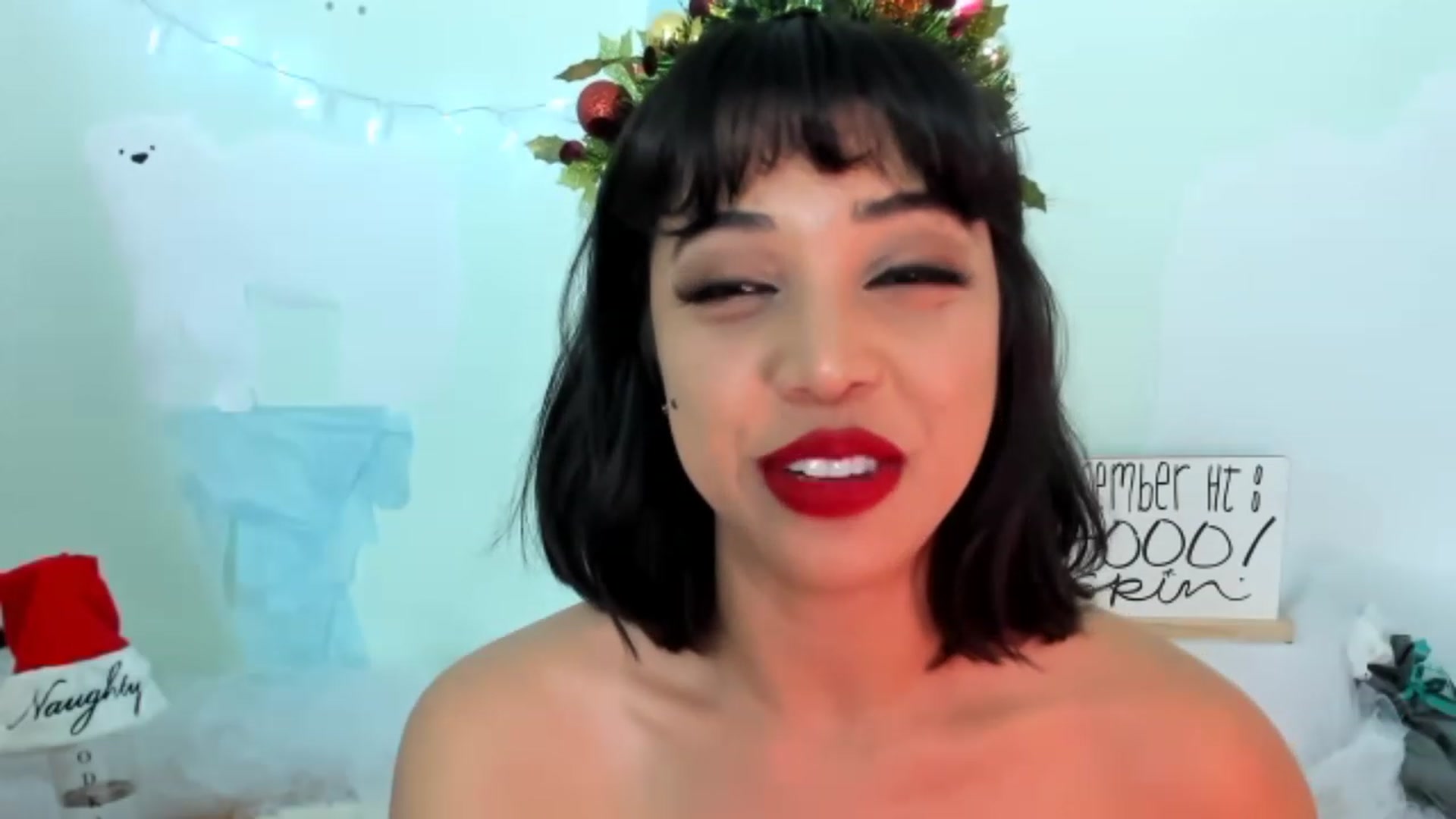 Gallery image thumbnail from KissingHigh's myfreecams stream on, 12/24/2022, 02:44 image 20 of 20
