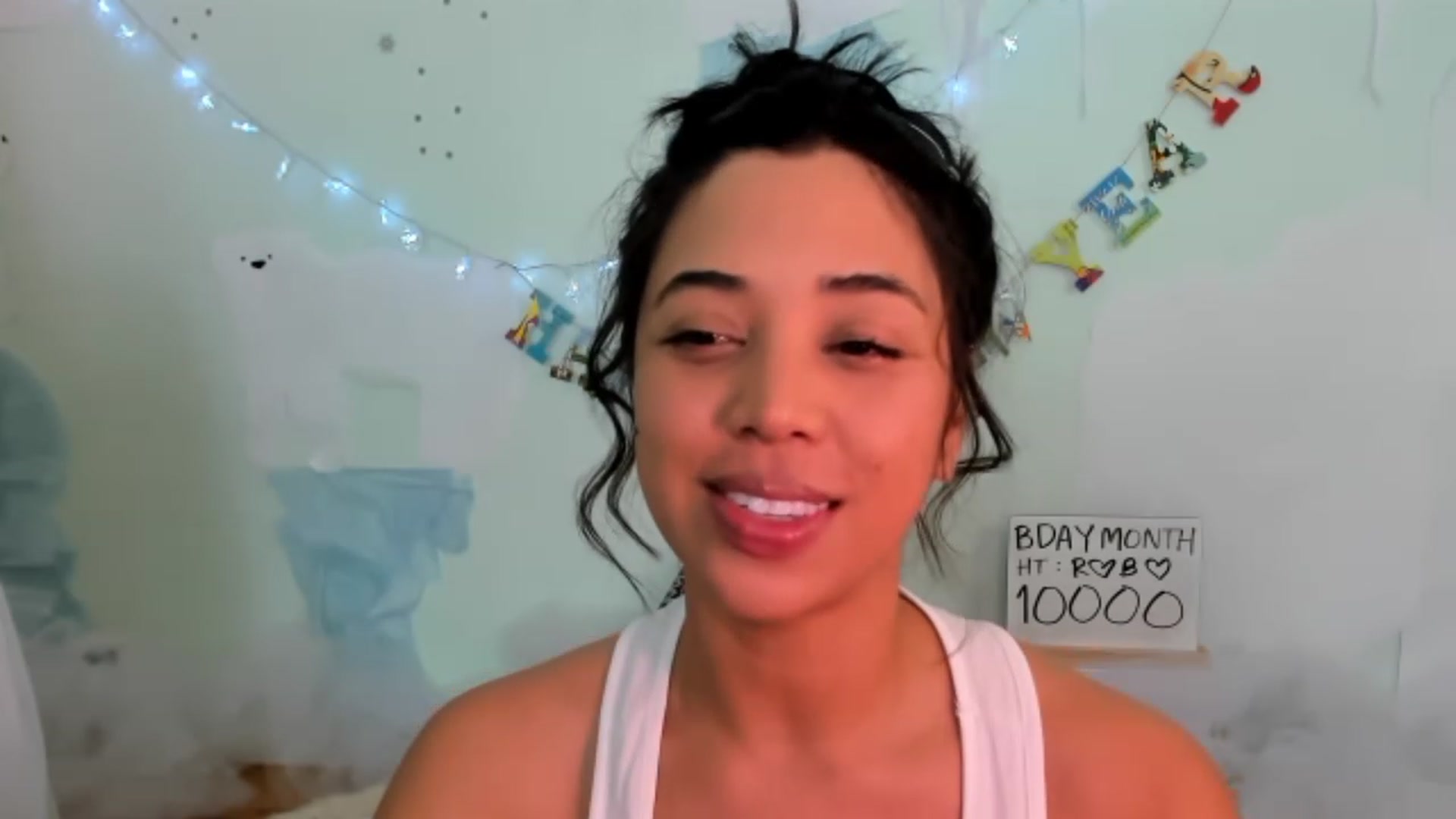 Gallery image thumbnail from KissingHigh's myfreecams stream on, 01/04/2023, 01:58 image 13 of 20