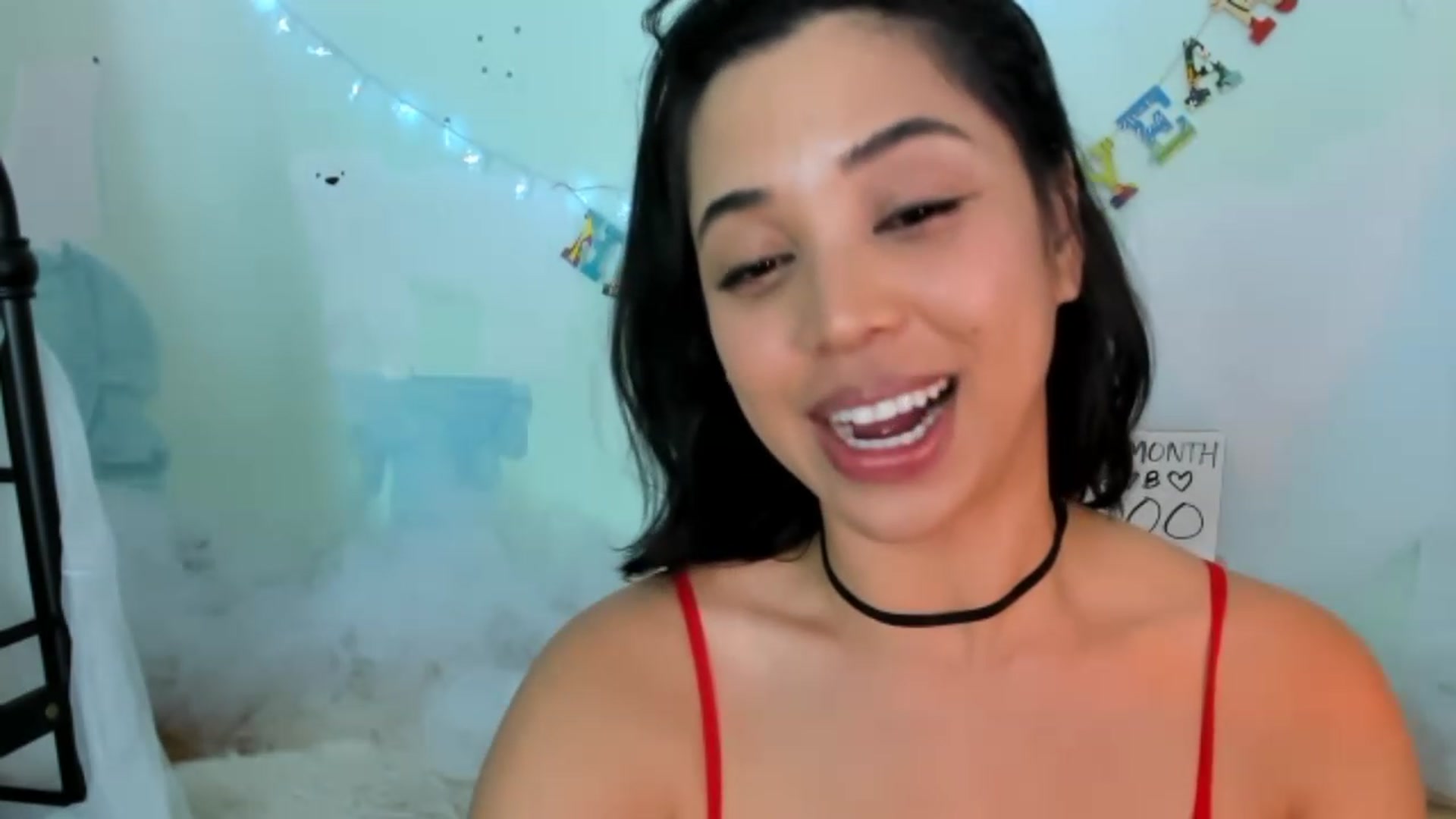 Gallery image thumbnail from KissingHigh's myfreecams stream on, 01/27/2023, 06:27 image 17 of 20