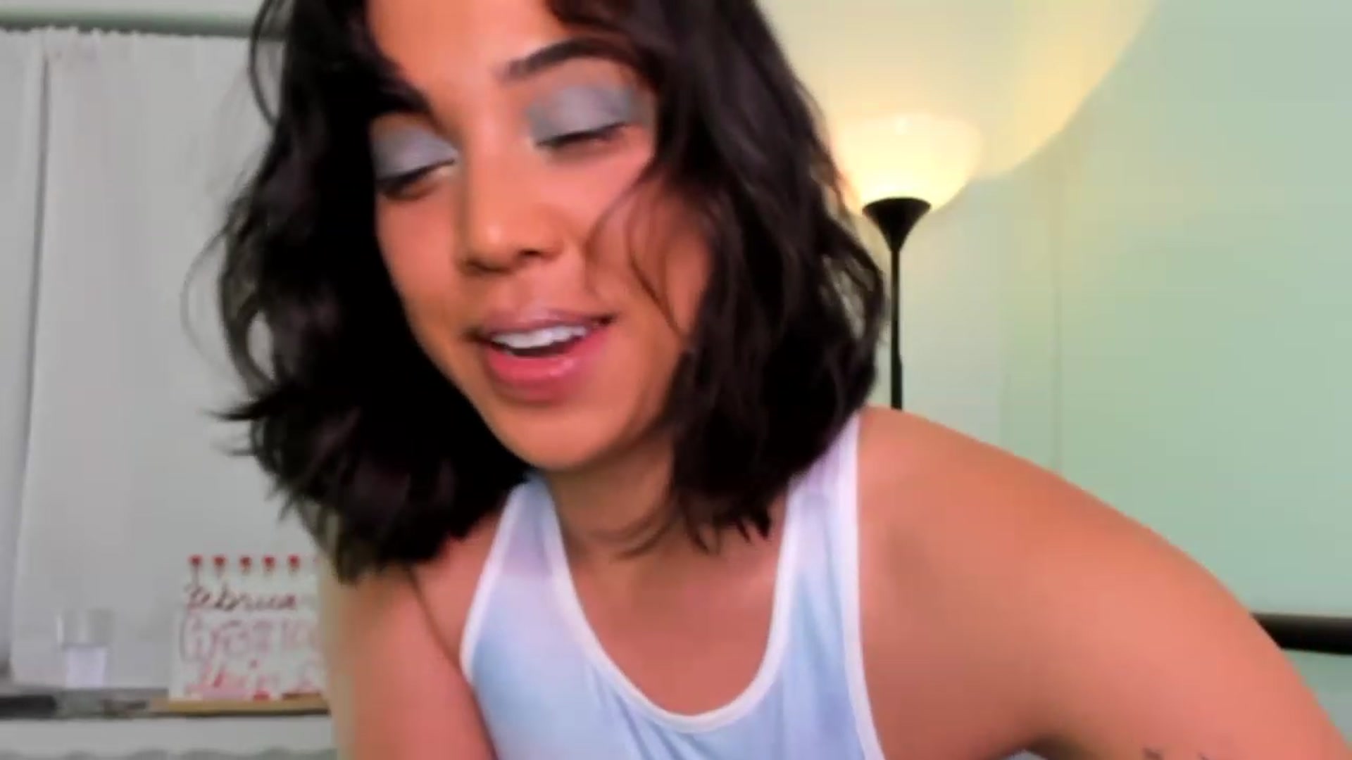 Gallery image thumbnail from KissingHigh's myfreecams stream on, 02/10/2023, 05:58 image 5 of 20