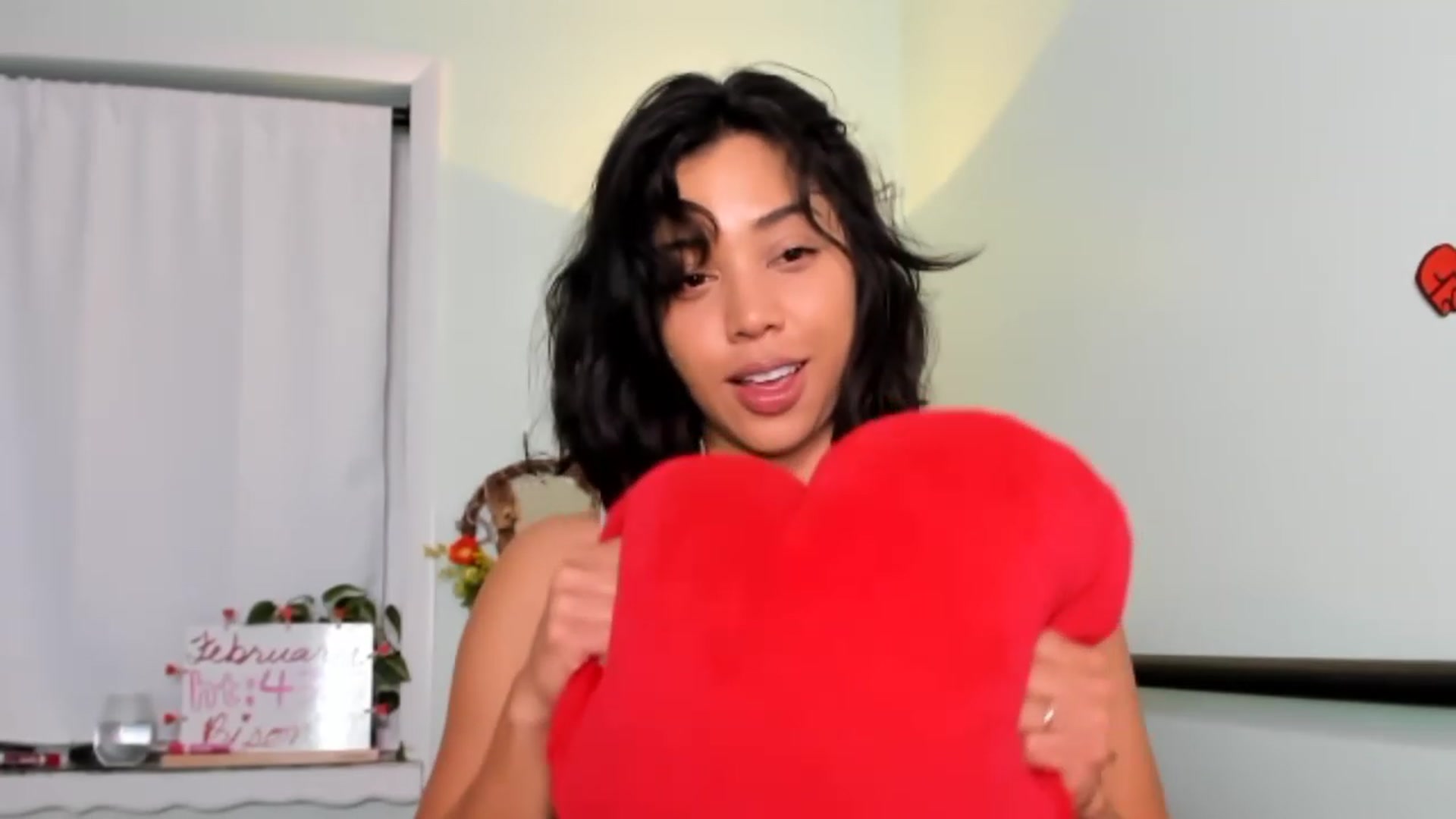 Gallery image thumbnail from KissingHigh's myfreecams stream on, 02/17/2023, 03:40 image 11 of 20