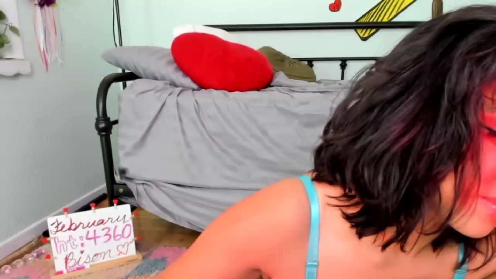 Gallery image thumbnail from KissingHigh's myfreecams stream on, 02/24/2023, 03:43 image 18 of 20