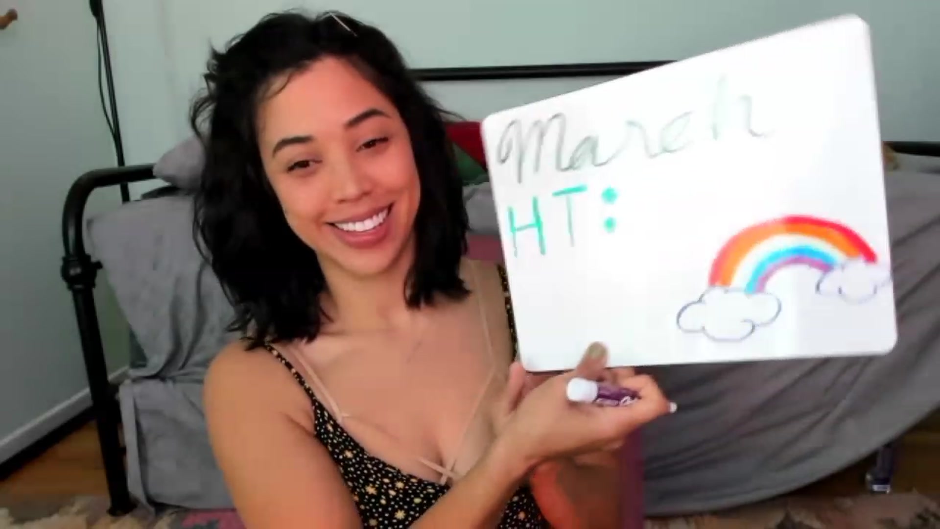 Gallery image thumbnail from KissingHigh's myfreecams stream on, 03/07/2023, 03:56 image 3 of 20