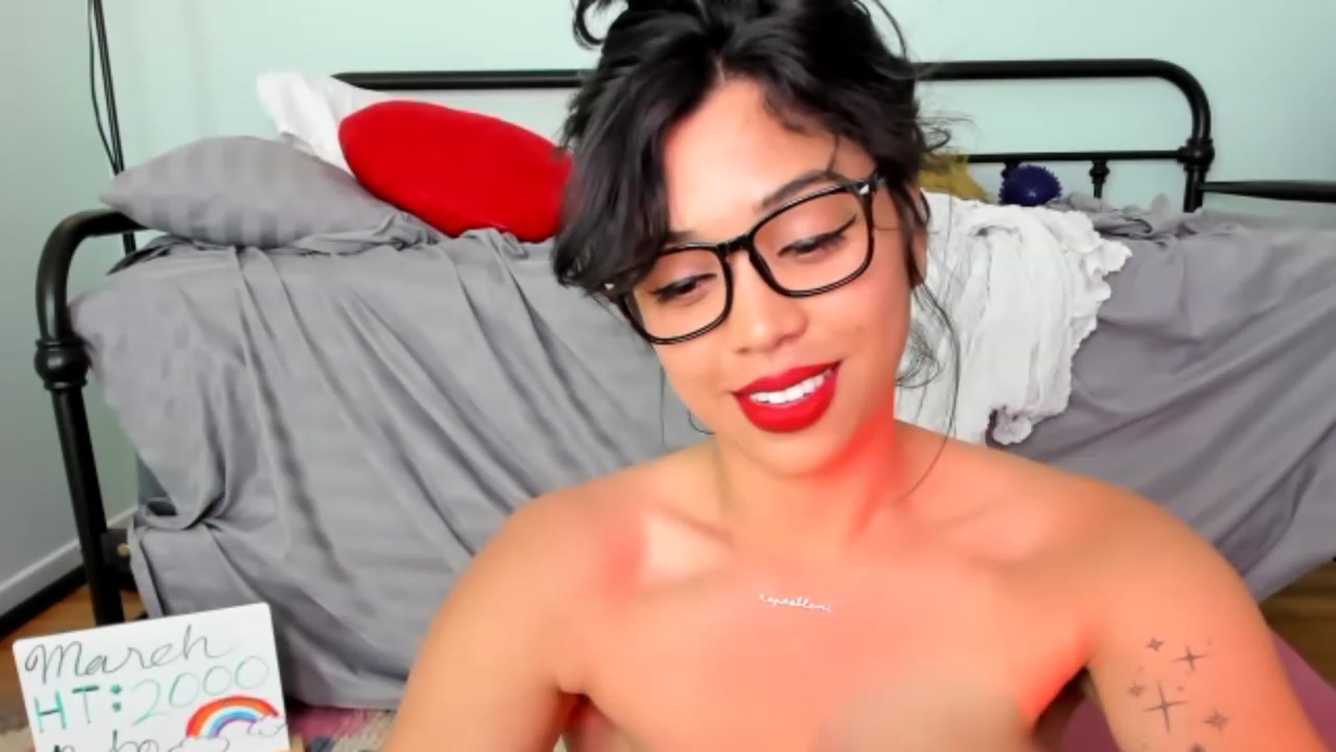 Gallery image thumbnail from KissingHigh's myfreecams stream on, 03/10/2023, 05:19 image 17 of 20