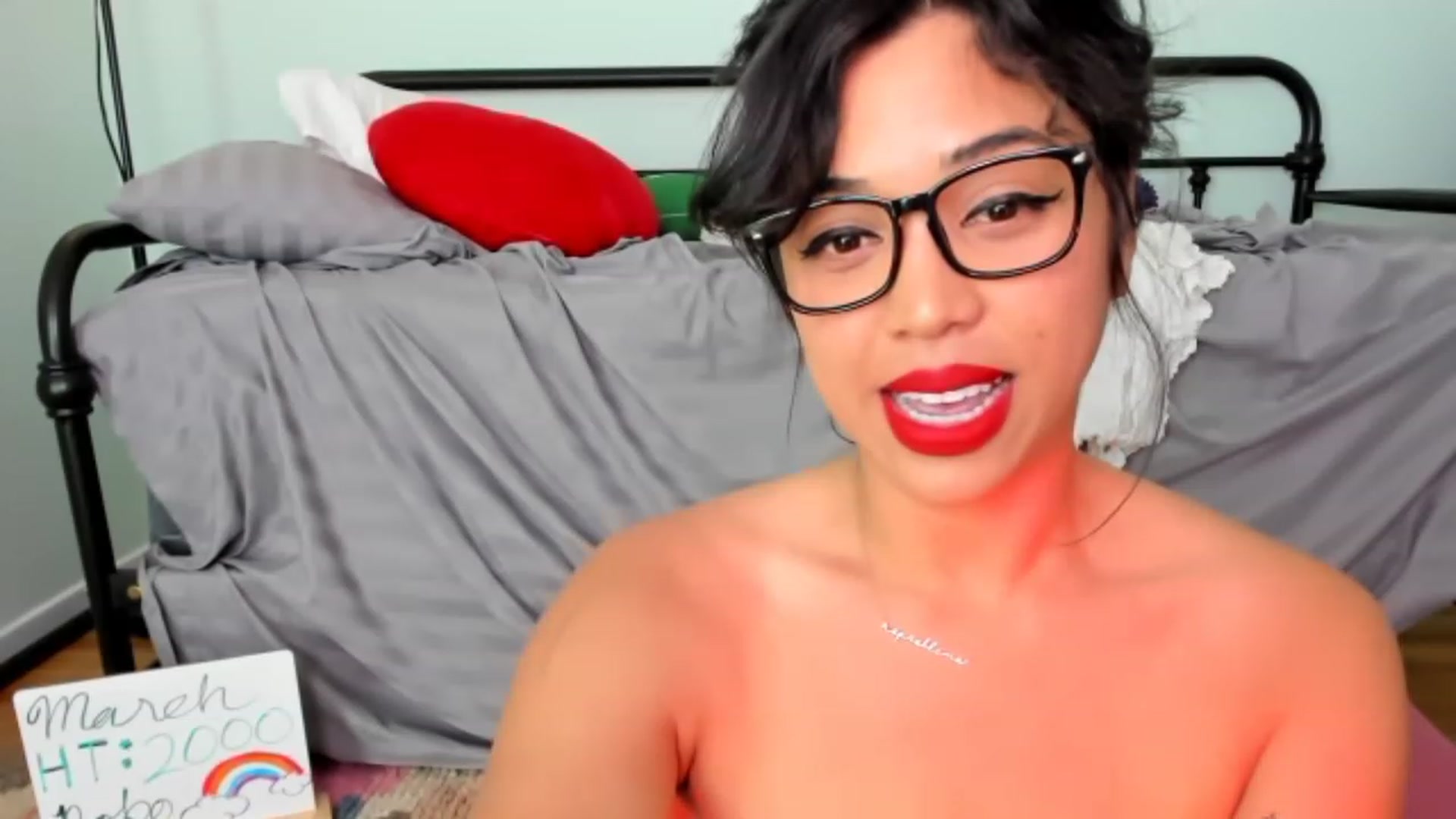 Gallery image thumbnail from KissingHigh's myfreecams stream on, 03/10/2023, 05:19 image 16 of 20
