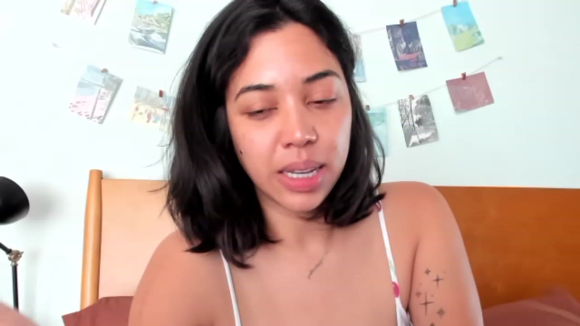 Gallery image thumbnail from KissingHigh's myfreecams stream on, 03/11/2023, 18:09 image 18 of 20