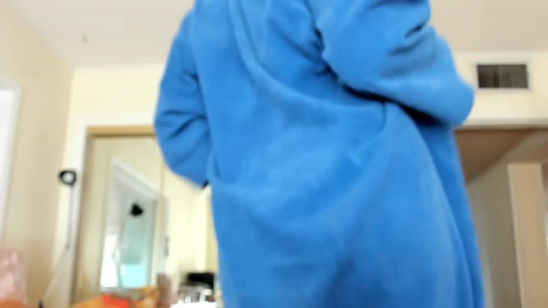Gallery image thumbnail from KissingHigh's myfreecams stream on, 03/12/2023, 17:52 image 8 of 20