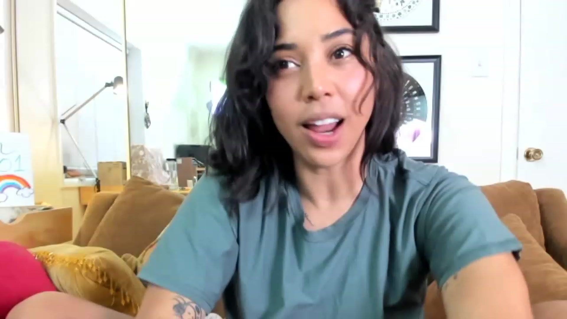 Gallery image thumbnail from KissingHigh's myfreecams stream on, 03/24/2023, 04:50 image 3 of 20