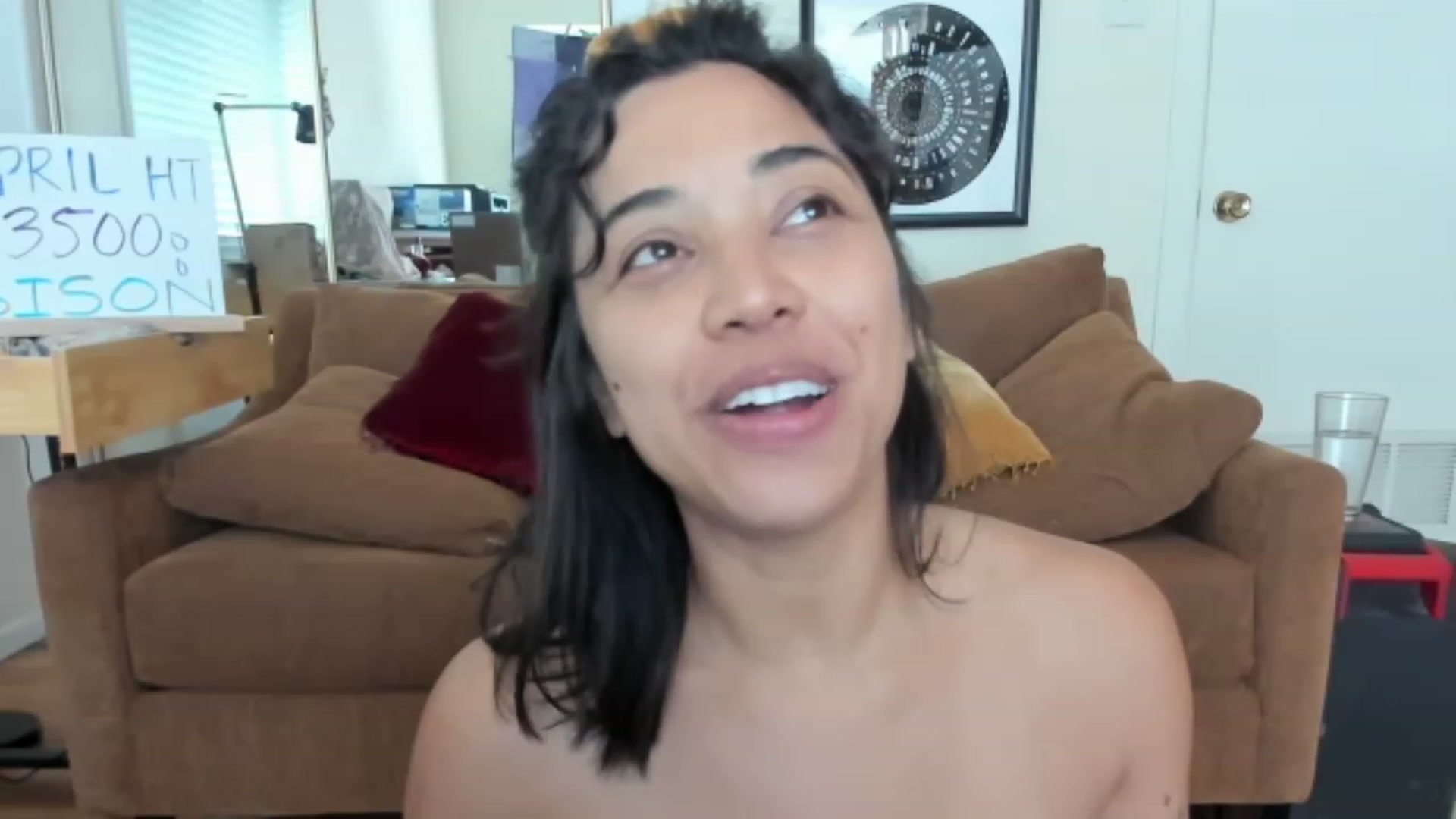 Gallery image thumbnail from KissingHigh's myfreecams stream on, 04/16/2023, 18:16 image 4 of 20