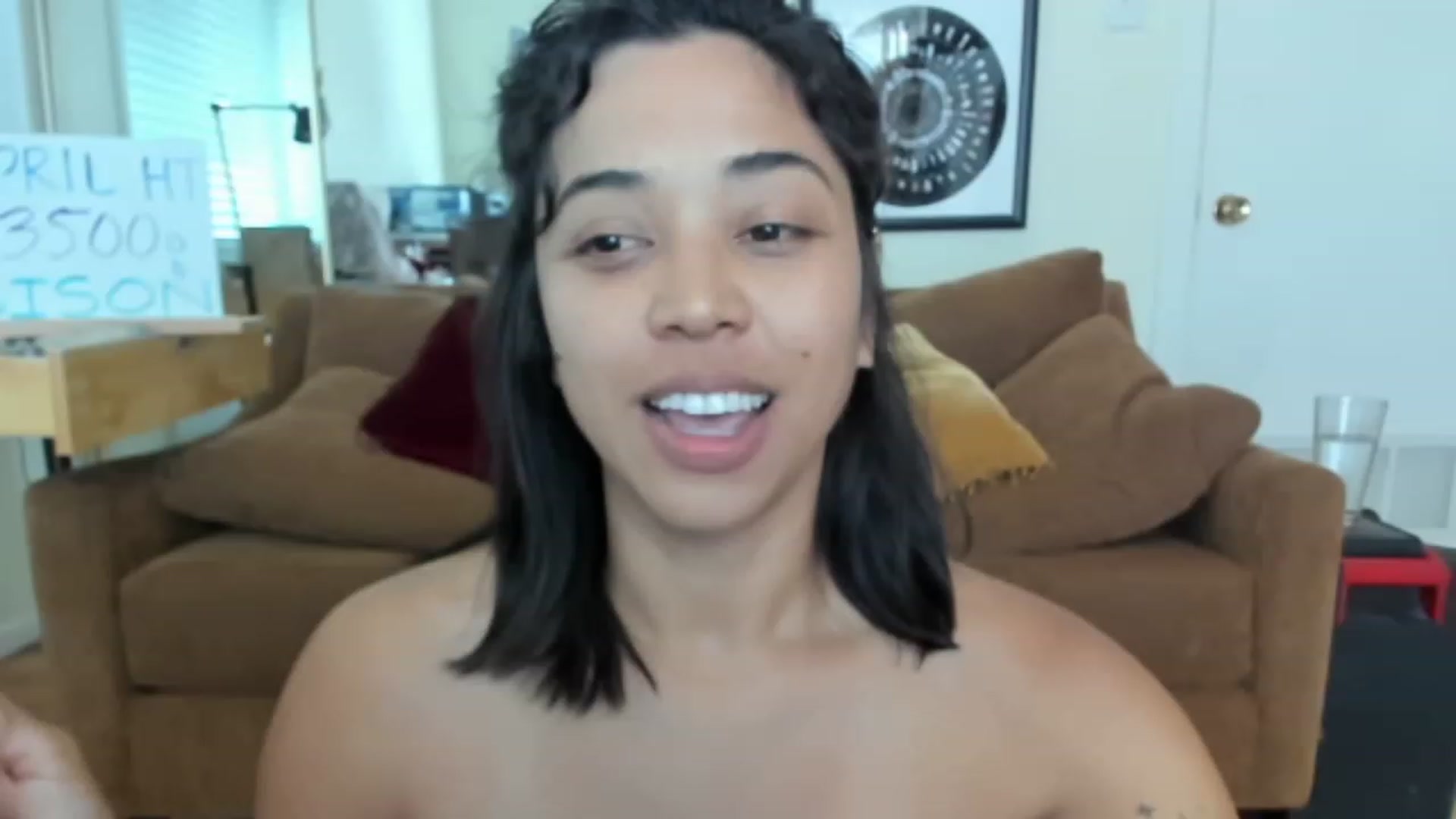 Gallery image thumbnail from KissingHigh's myfreecams stream on, 04/16/2023, 18:16 image 7 of 20