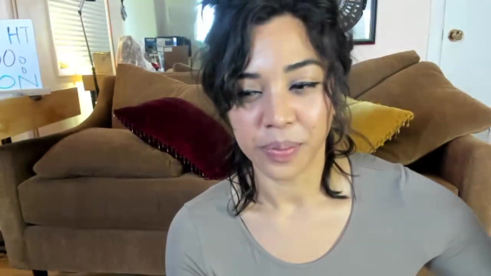 Gallery image thumbnail from KissingHigh's myfreecams stream on, 04/23/2023, 04:48 image 11 of 20