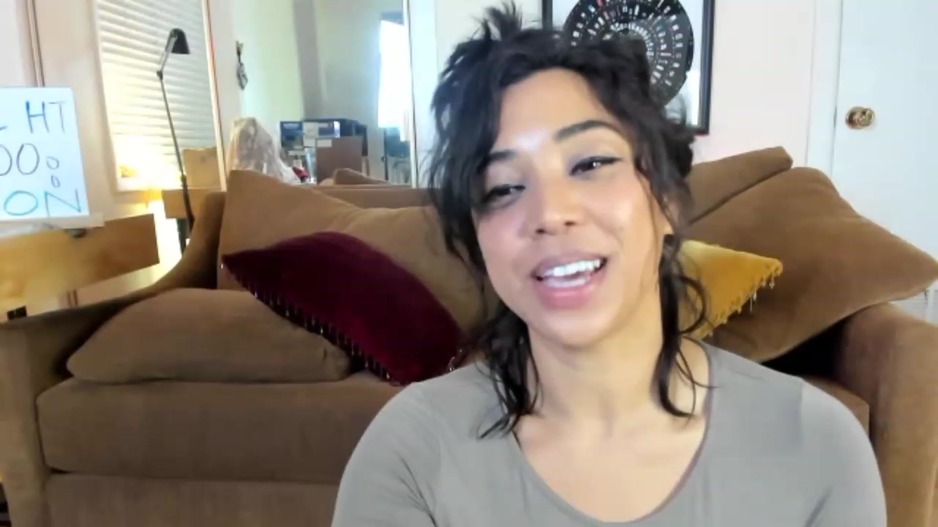 Gallery image thumbnail from KissingHigh's myfreecams stream on, 04/23/2023, 04:48 image 4 of 20