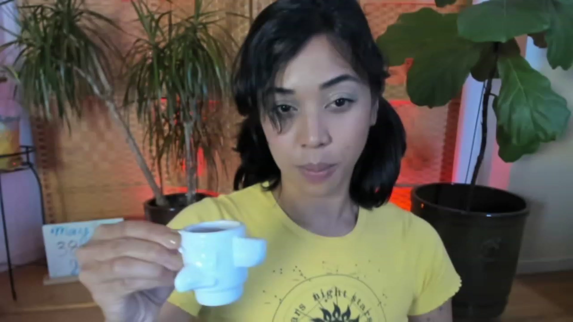 Gallery image thumbnail from KissingHigh's myfreecams stream on, 05/12/2023, 04:06 image 4 of 20