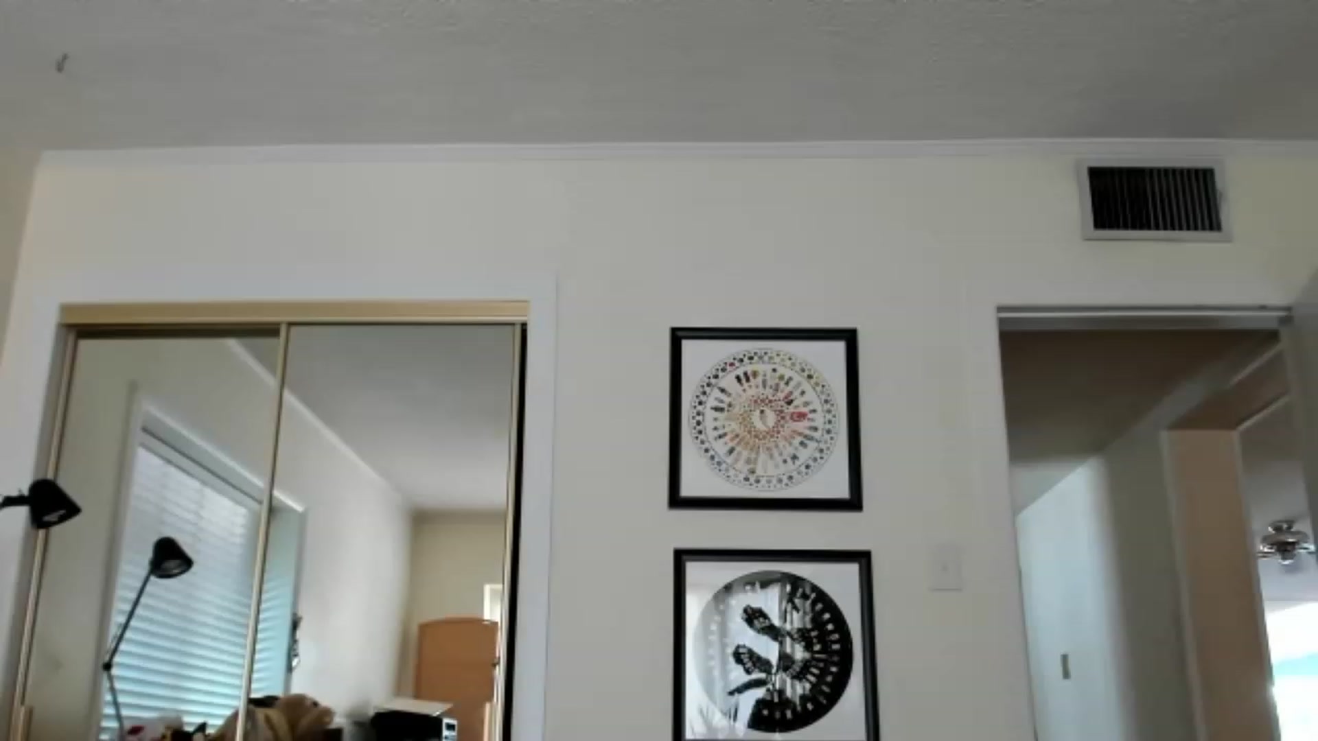Gallery image thumbnail from KissingHigh's myfreecams stream on, 05/14/2023, 16:47 image 17 of 20