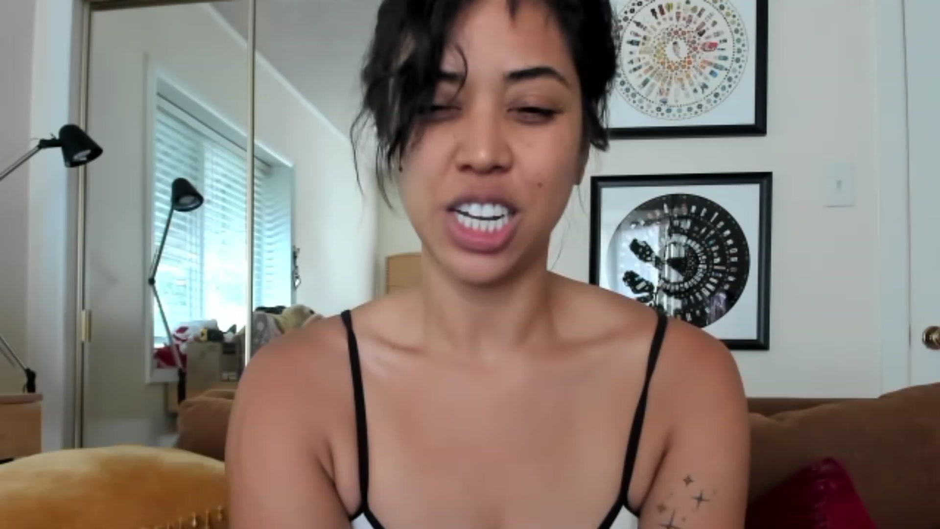 Gallery image thumbnail from KissingHigh's myfreecams stream on, 05/14/2023, 19:19 image 7 of 20