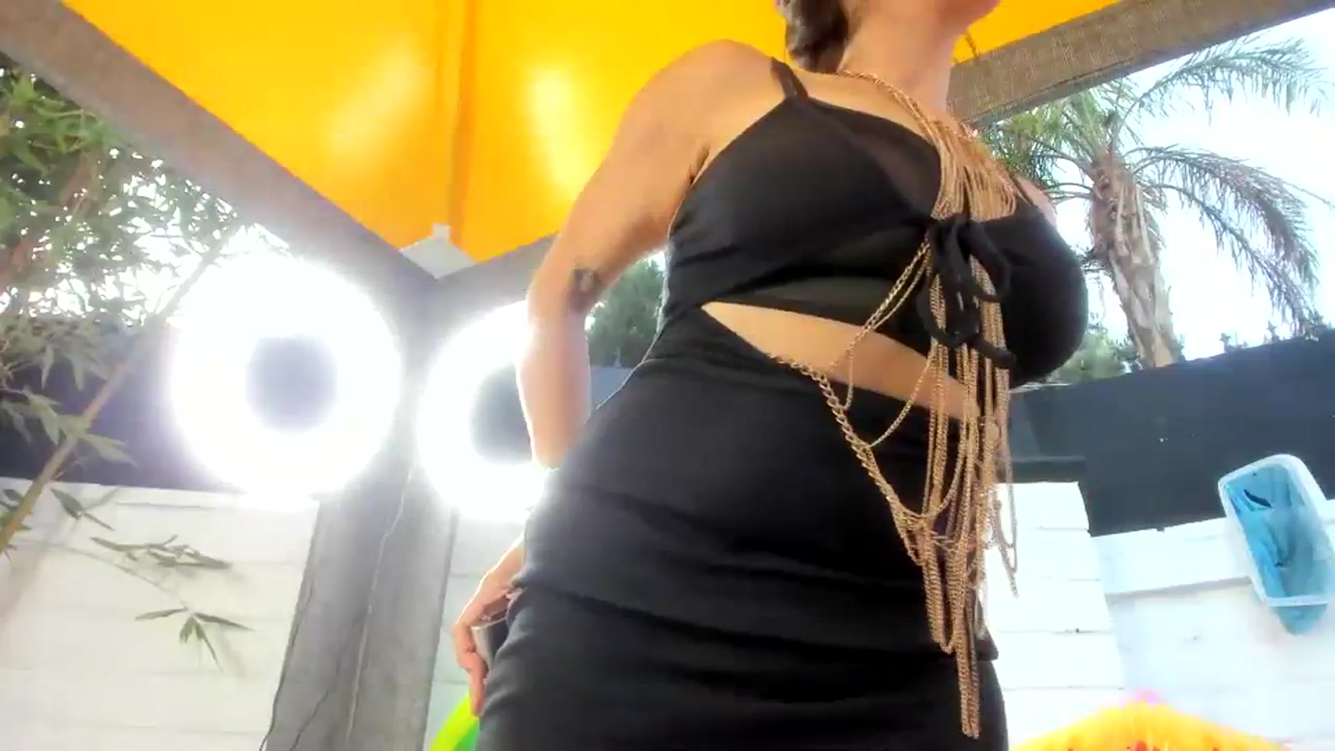 Gallery image thumbnail from KissingHigh's myfreecams stream on, 05/24/2023, 02:41 image 12 of 20
