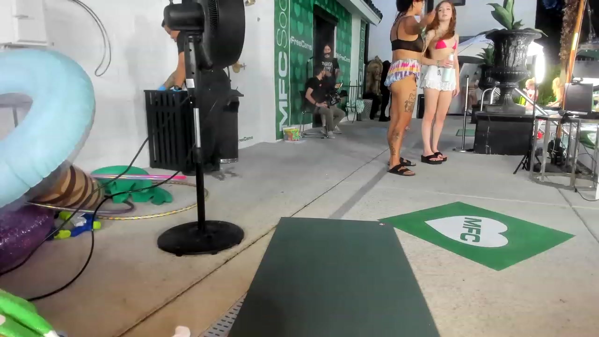 Gallery image thumbnail from KissingHigh's myfreecams stream on, 05/24/2023, 03:04 image 19 of 20