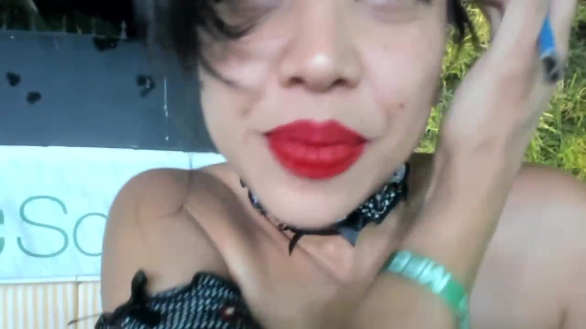 Gallery image thumbnail from KissingHigh's myfreecams stream on, 05/25/2023, 08:00 image 13 of 20